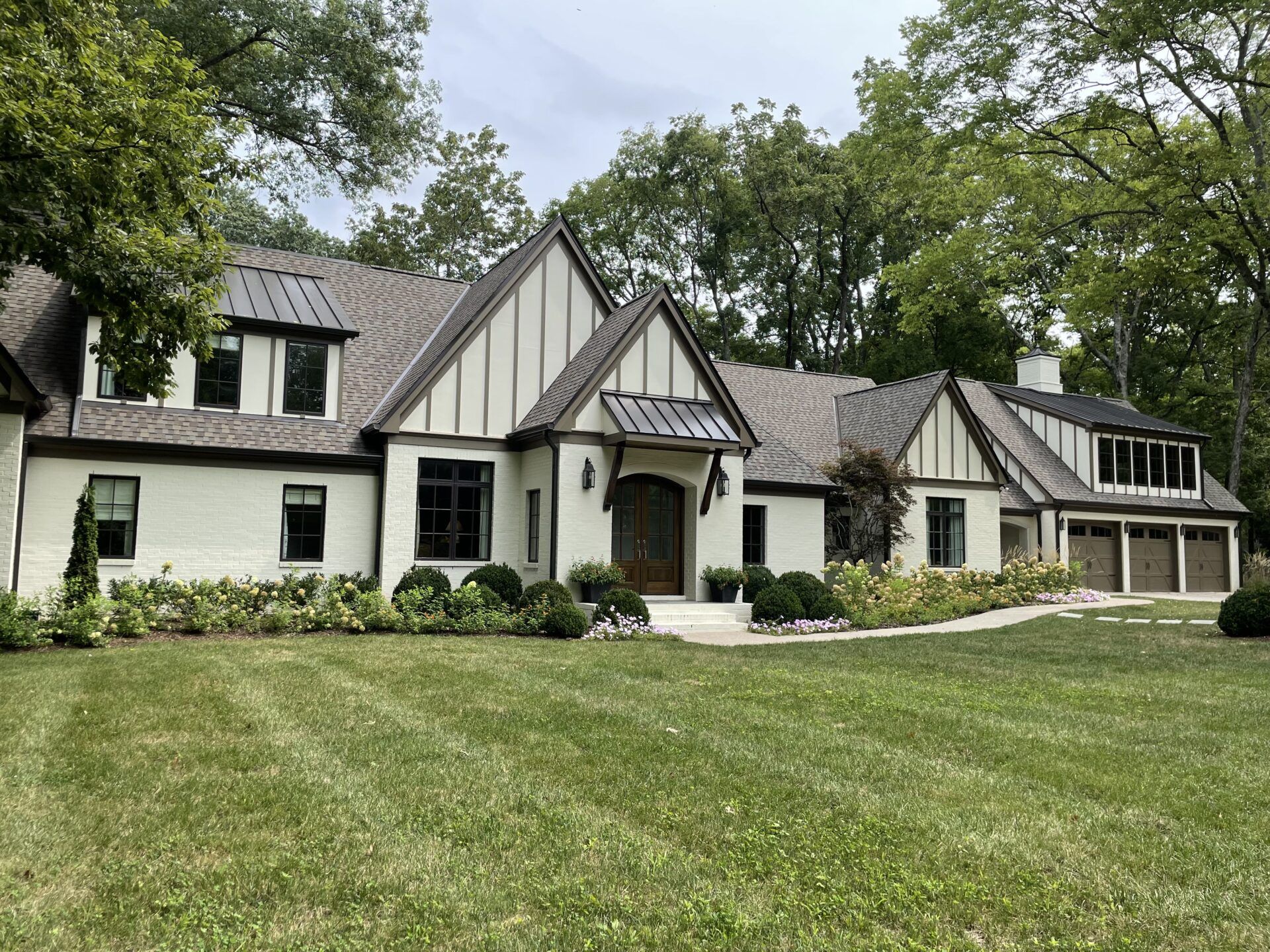 Donnelly Timmons Custom Builders,37215