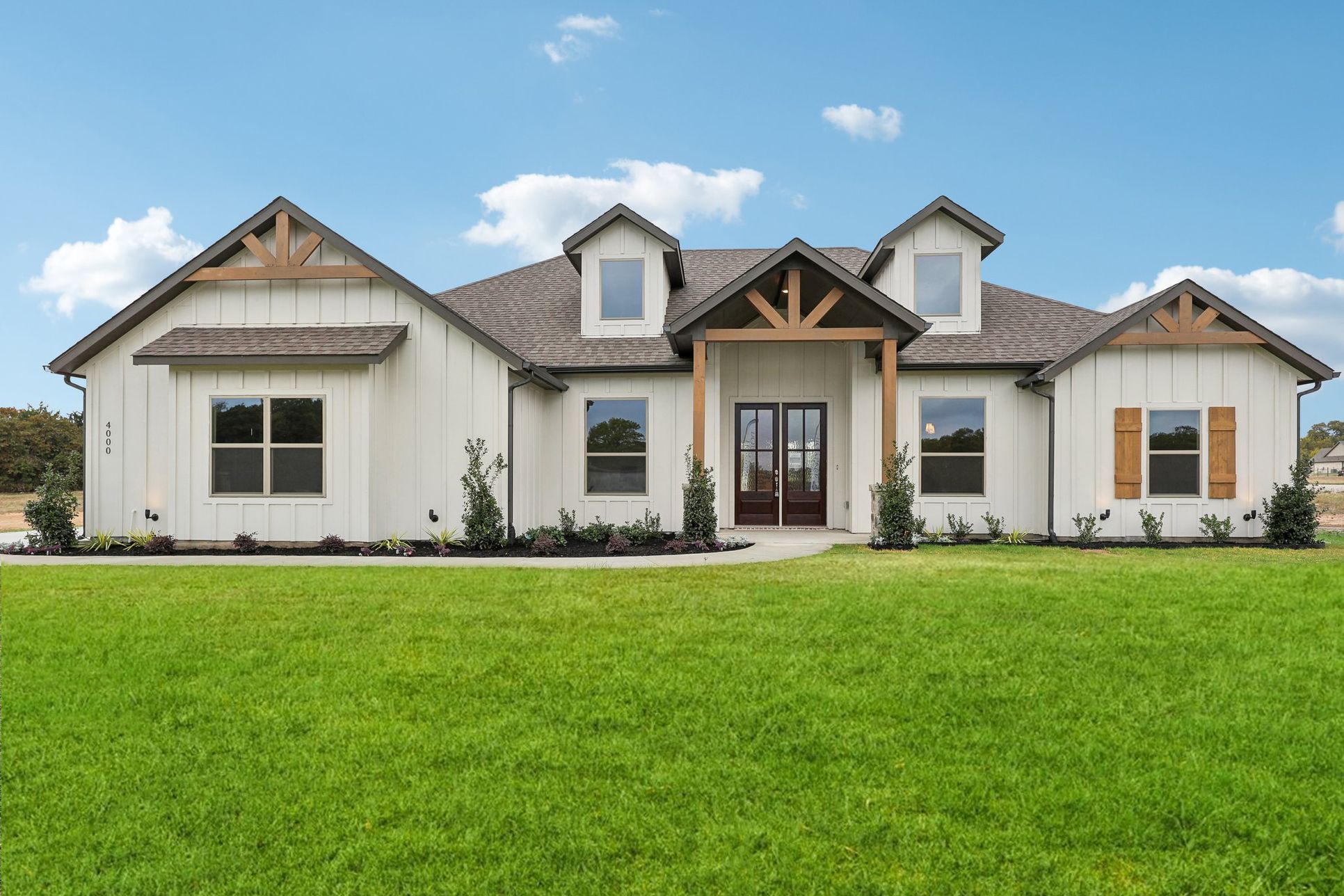 4000 Roan CT Elevation