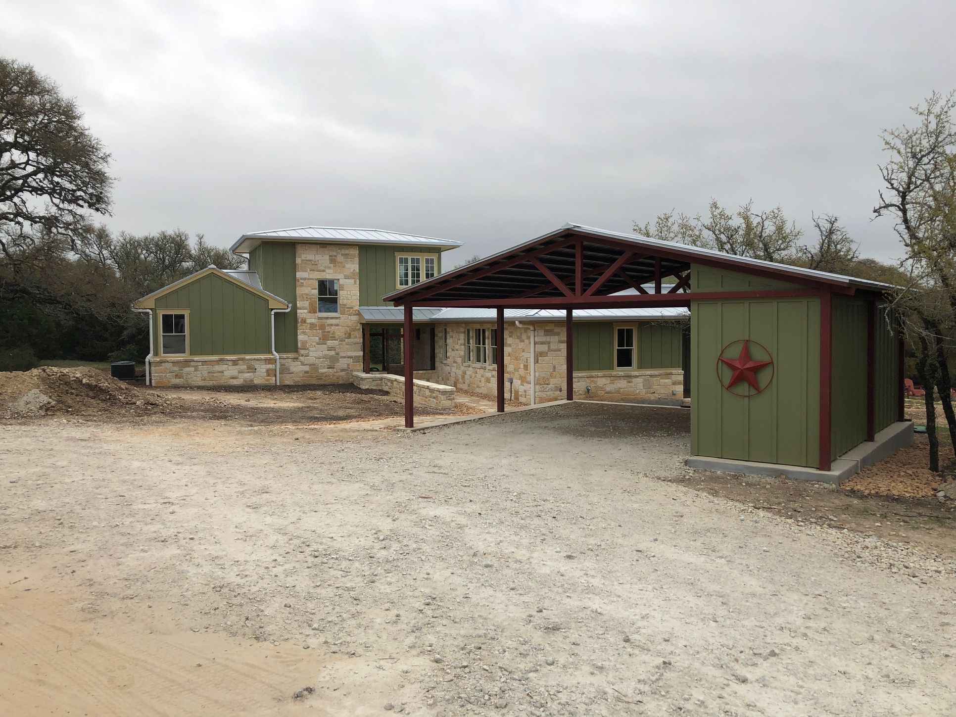 D Ray Construction,78606