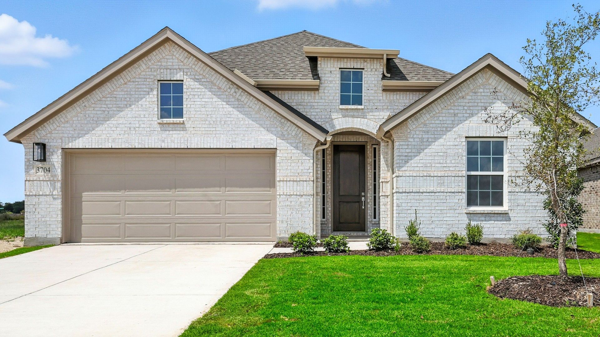 Churchill Oleander Floor Plan - Brick Single-Story Home:Elevation L