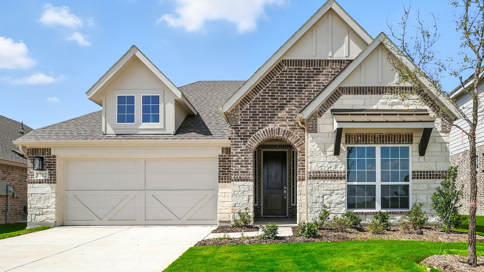 Elegant Oleander Floor Plan Home at 3712 Pitchfork Terrace, Churchill:Elevation O