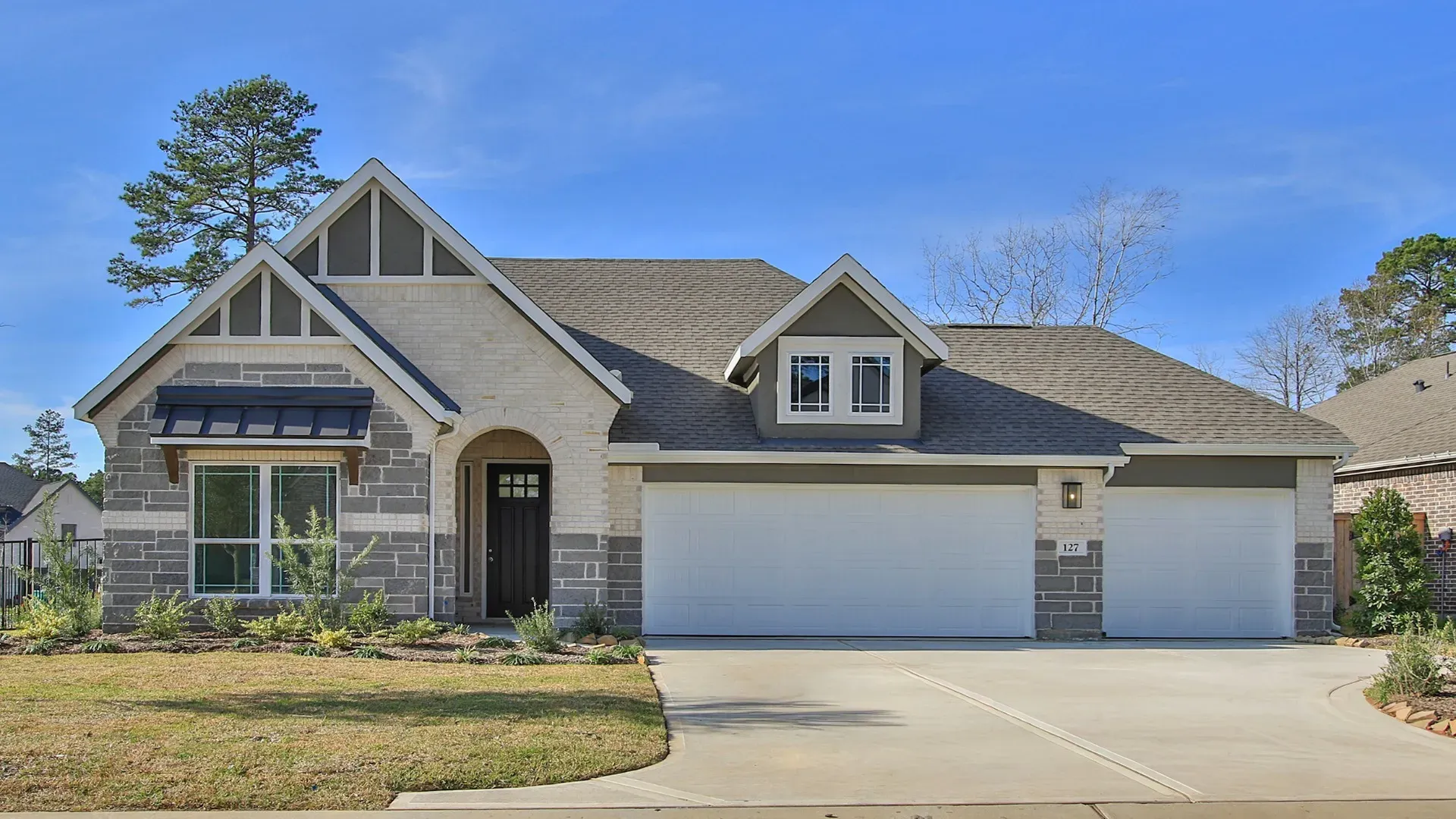 Modern Single-Family Home Design and Residential Architecture:Elevation O