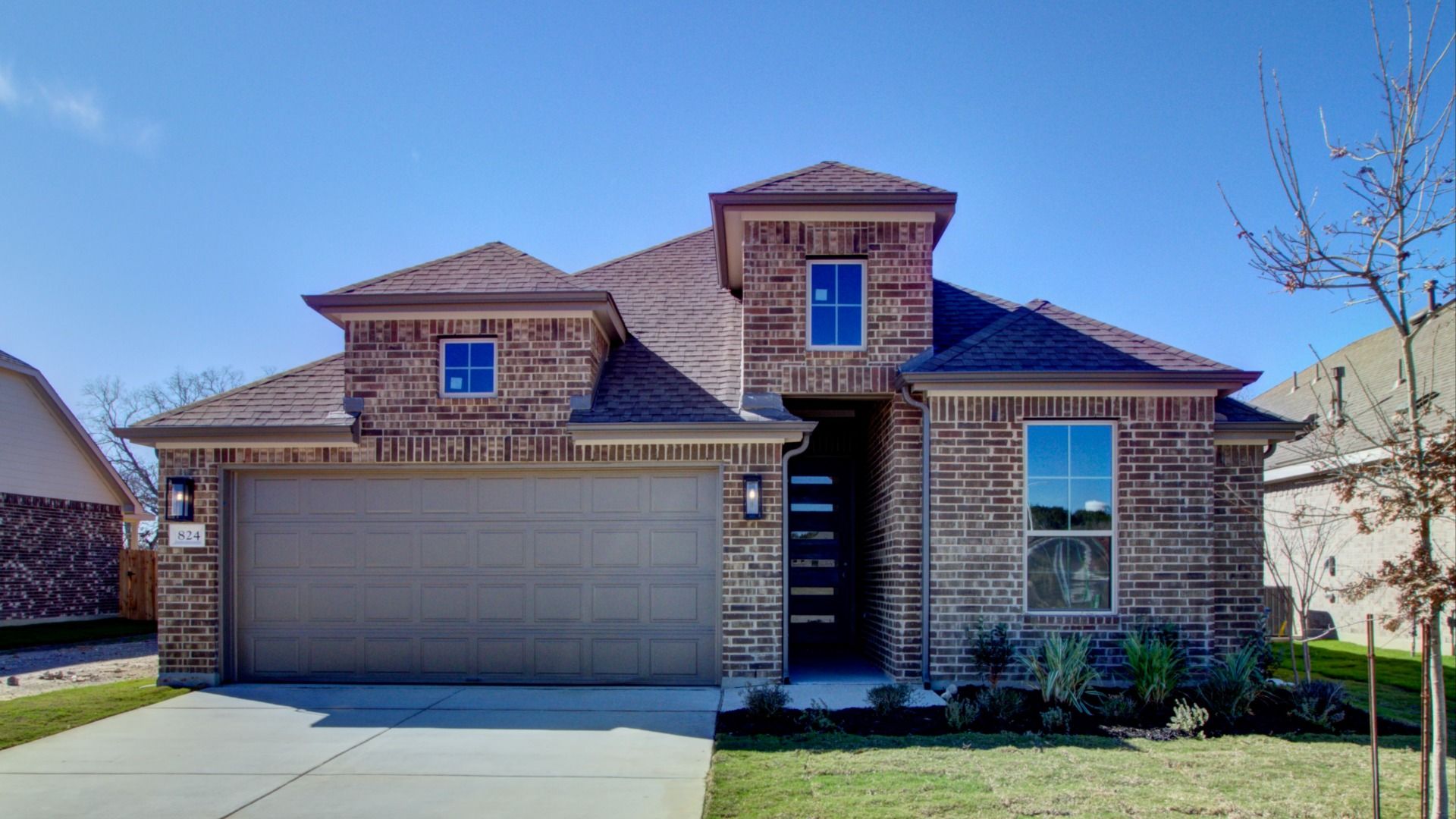 824 Little Pebble - 1 of 27.jpeg:824 Little Pebble Exterior