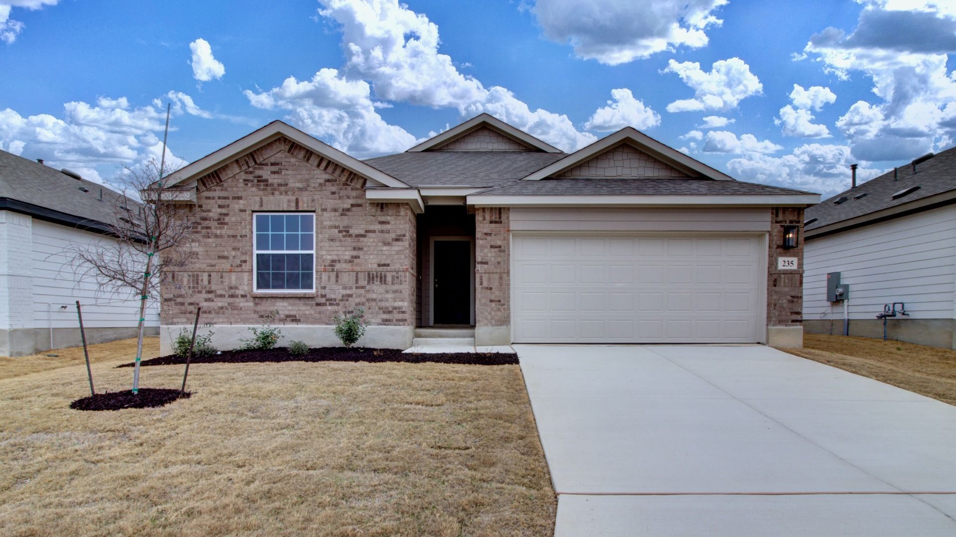 235 Red Arrow EXT - 1 of 4.jpeg