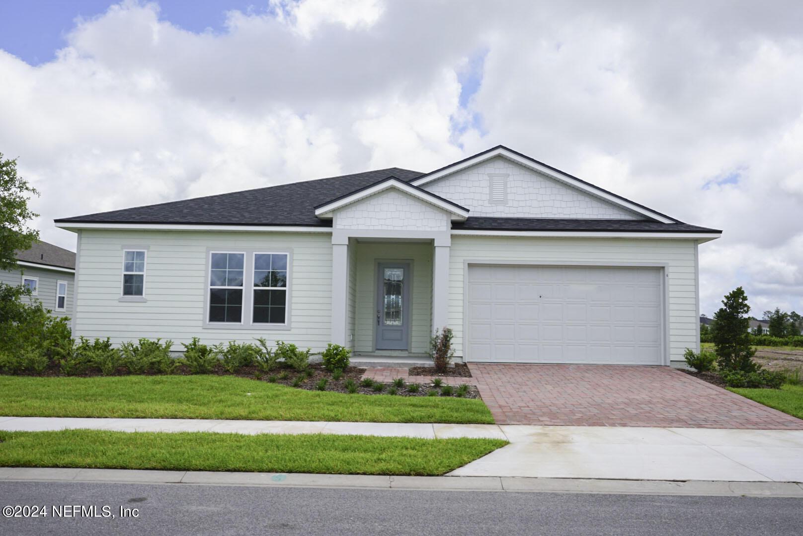 4 SILVER GLEN Drive:Elevation
