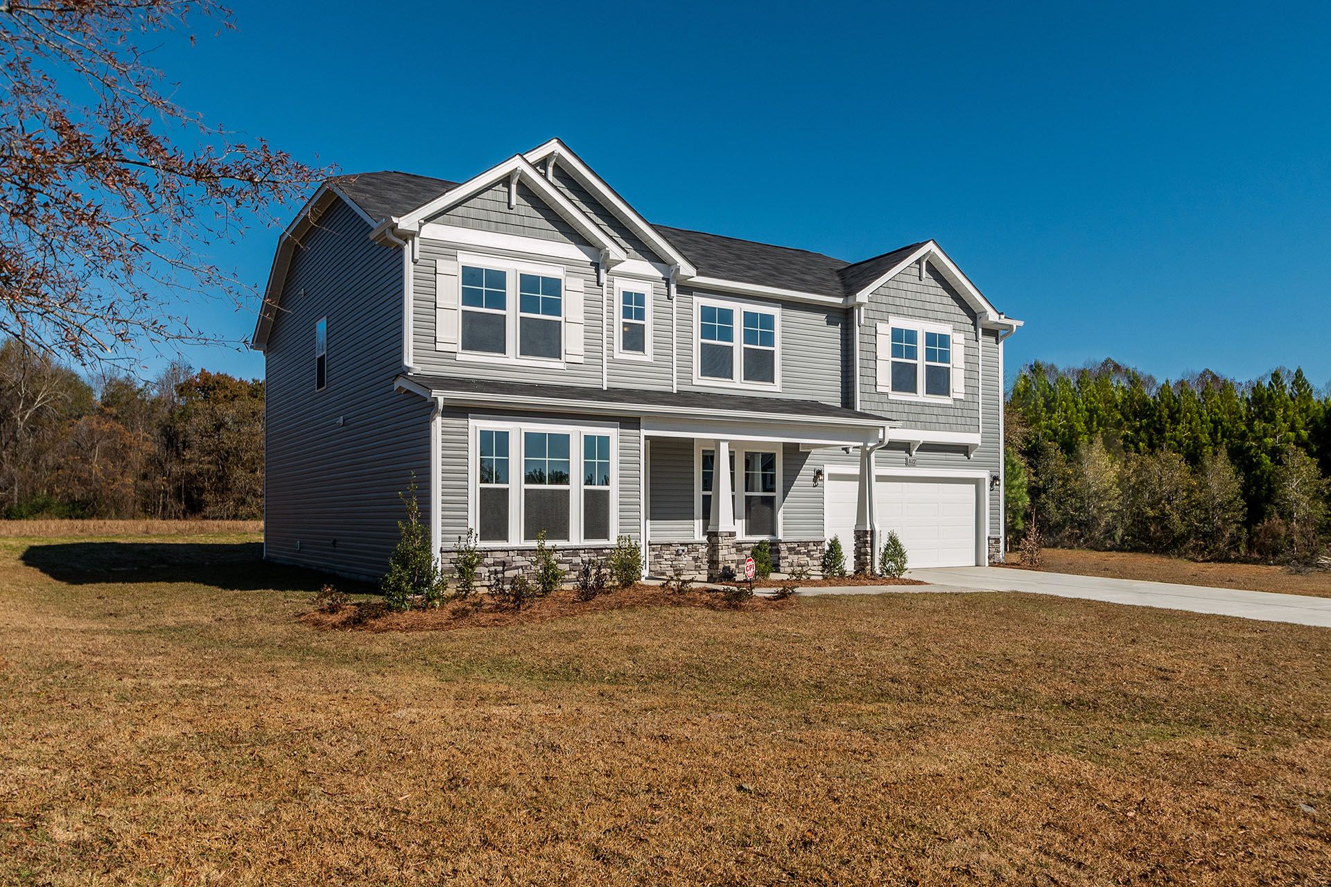 001414FIS 001 Main Exterior (1)