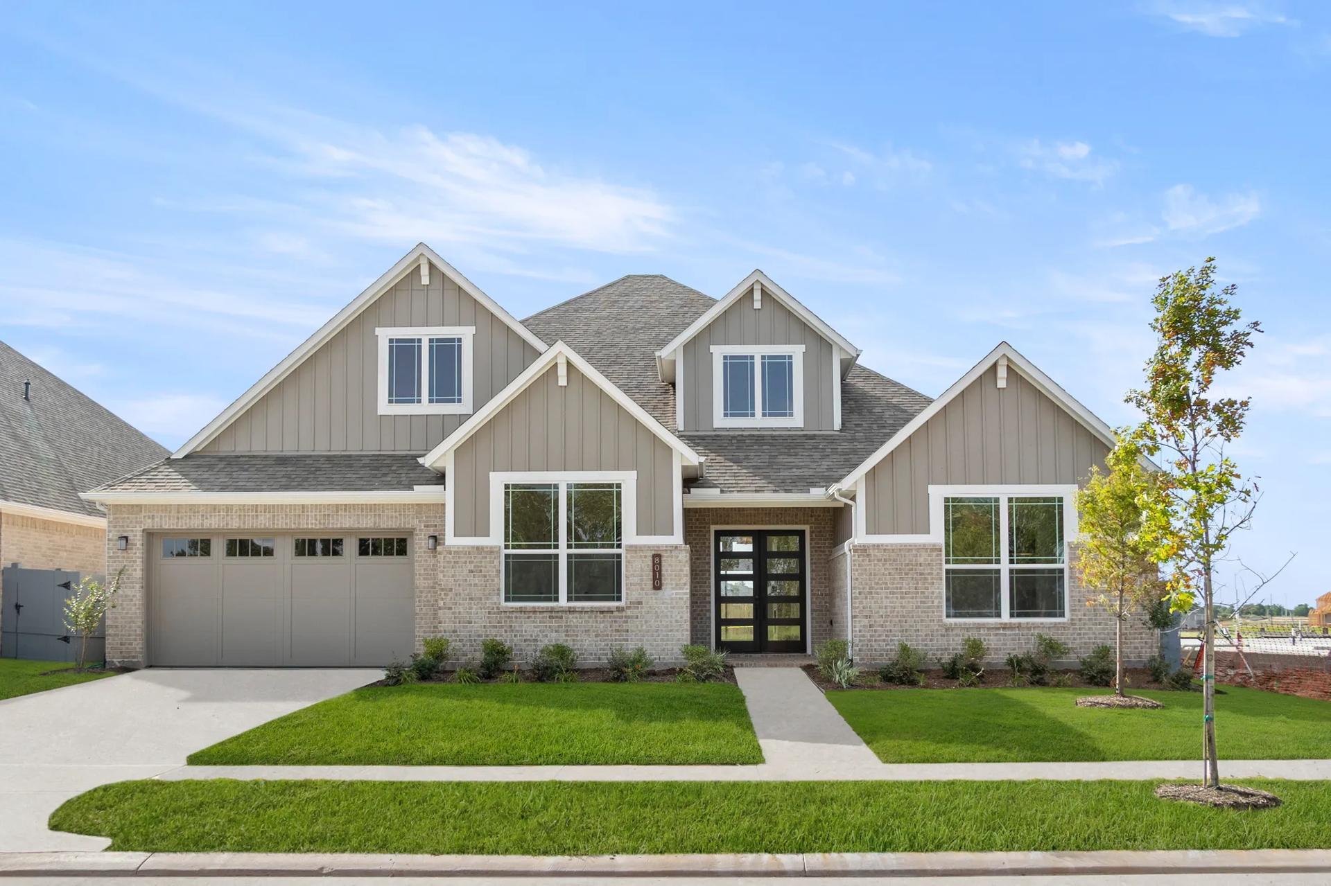 Eastland II H Exterior