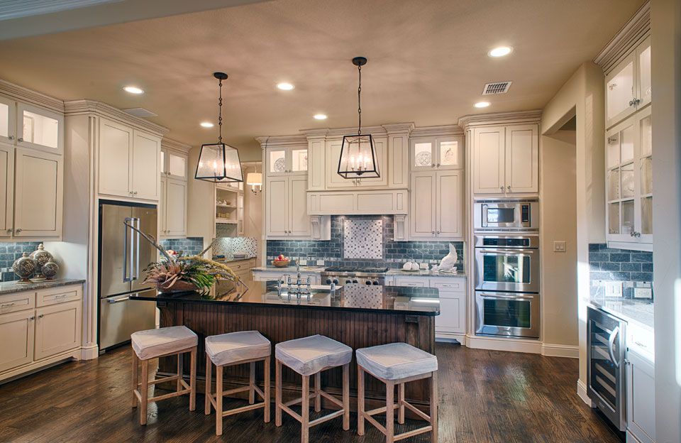 Kitchen with Island