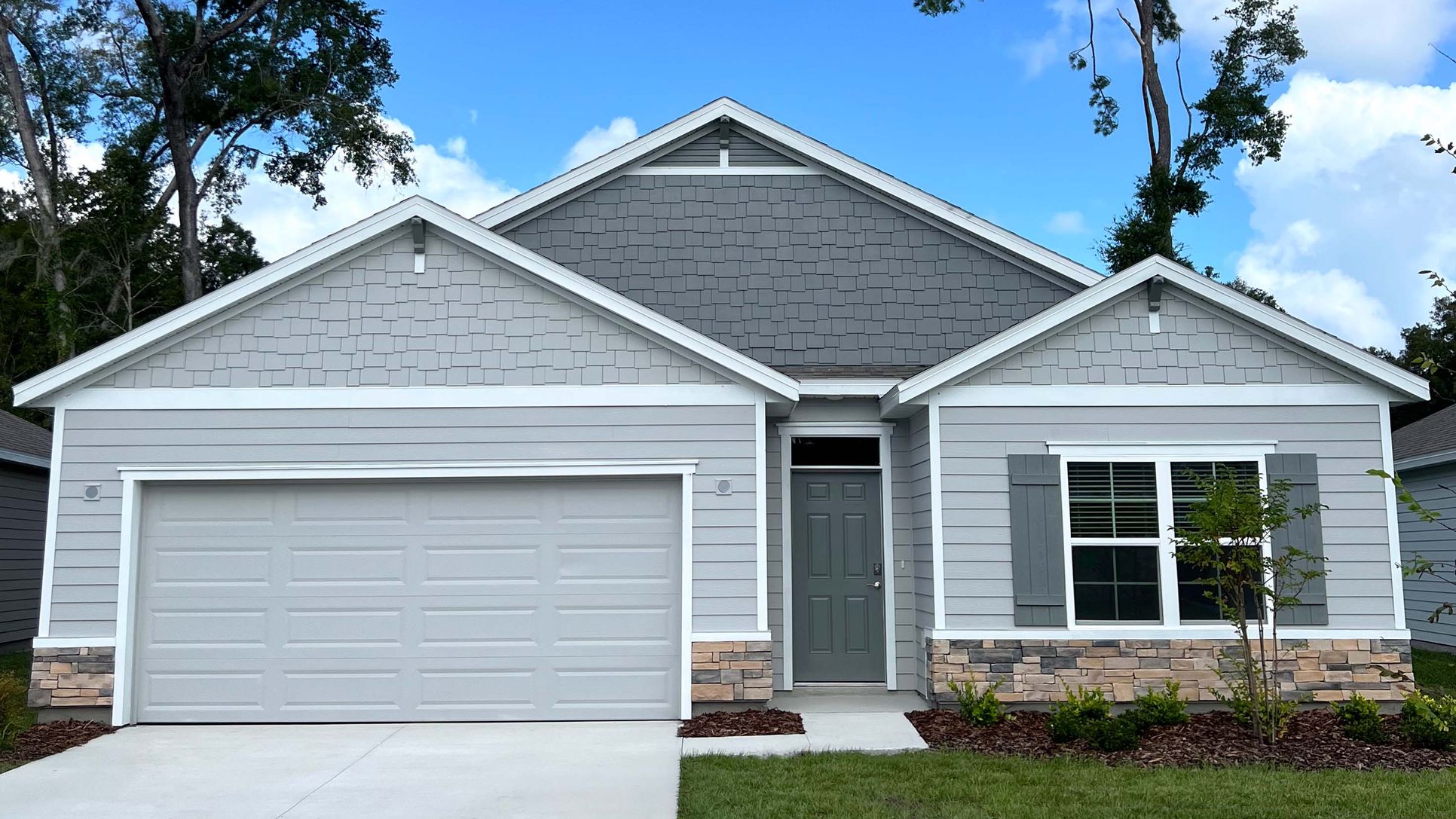 Exterior:Elevation Image 0.