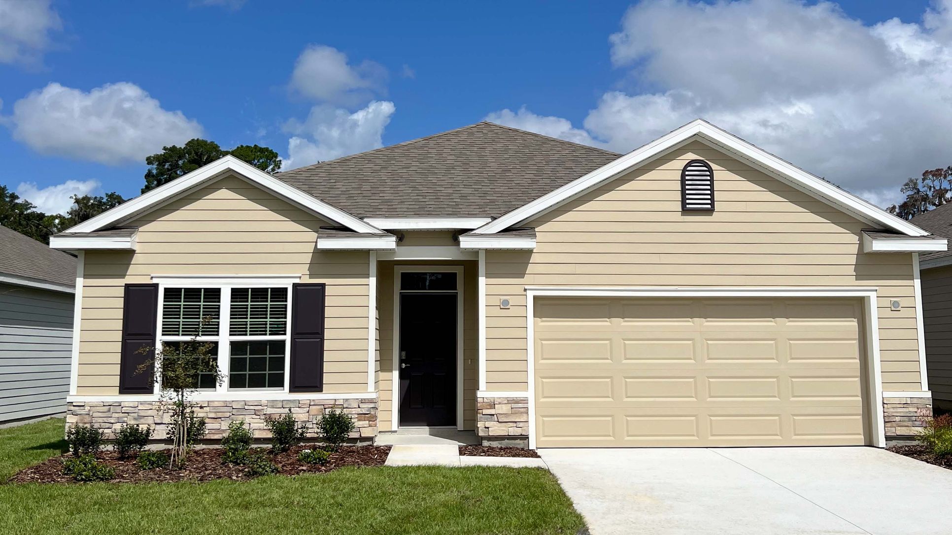 Exterior:Elevation Image 0.