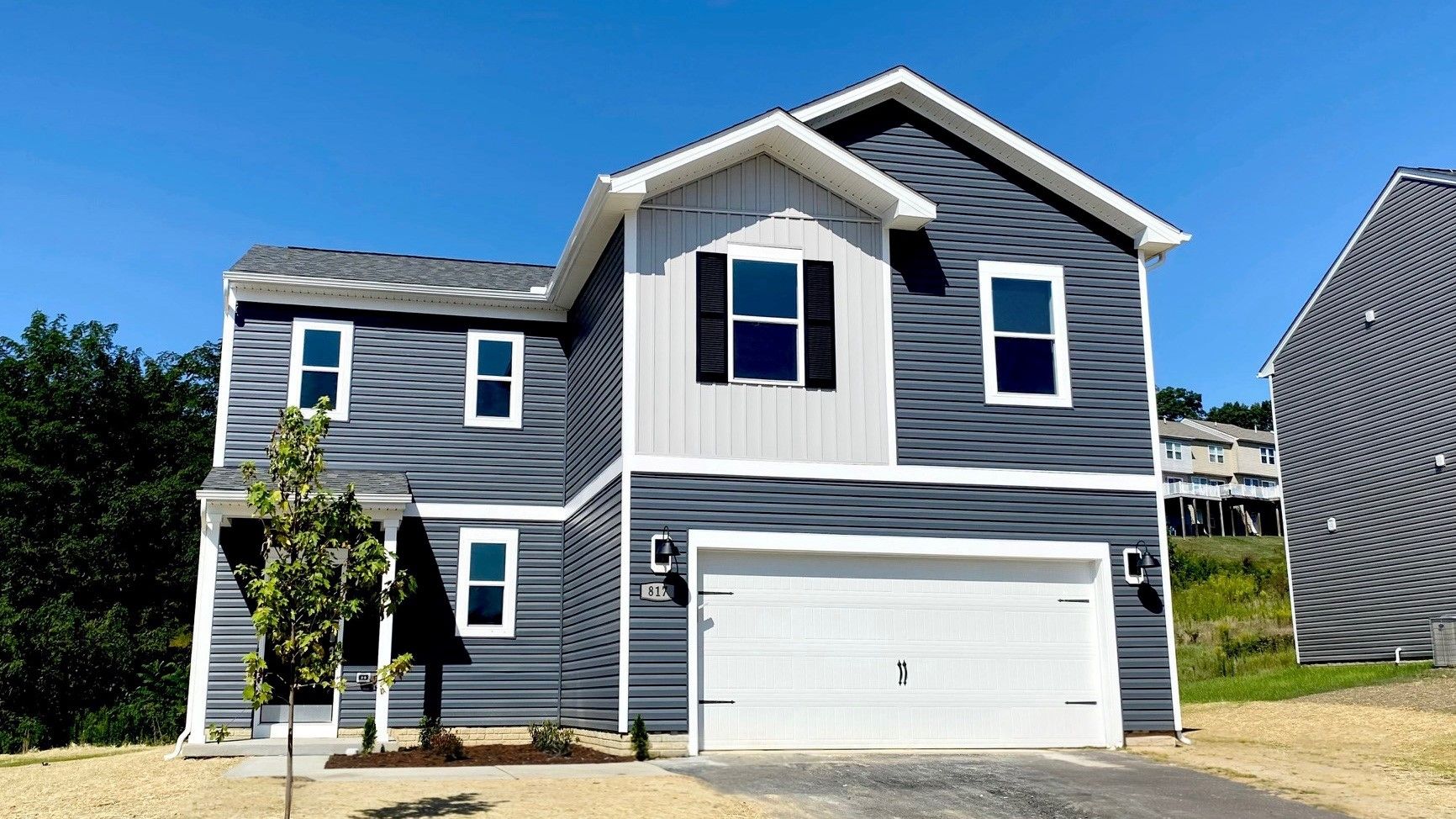 Exterior:Elevation Image 0.