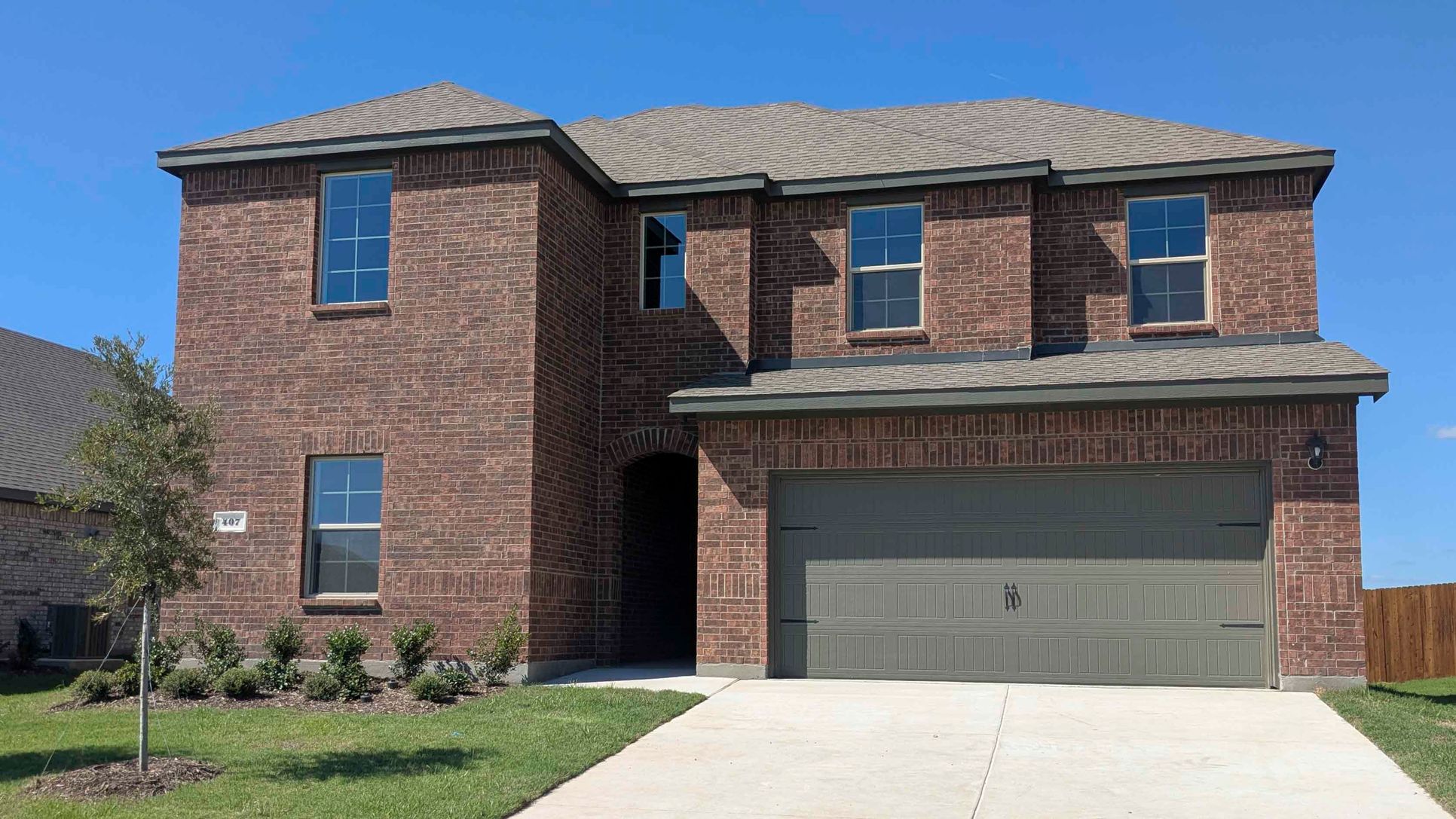 Exterior:Elevation Image 0.