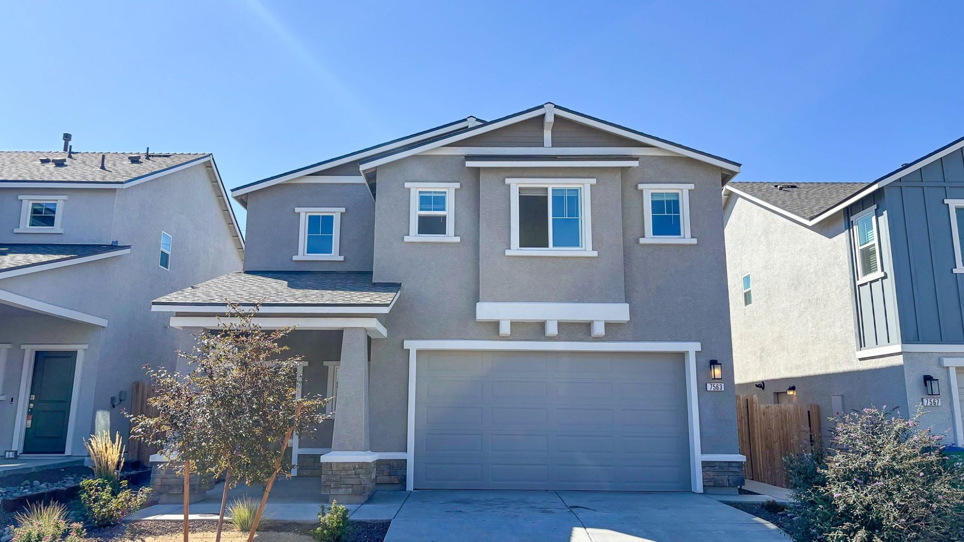 Exterior:Elevation Image 0.