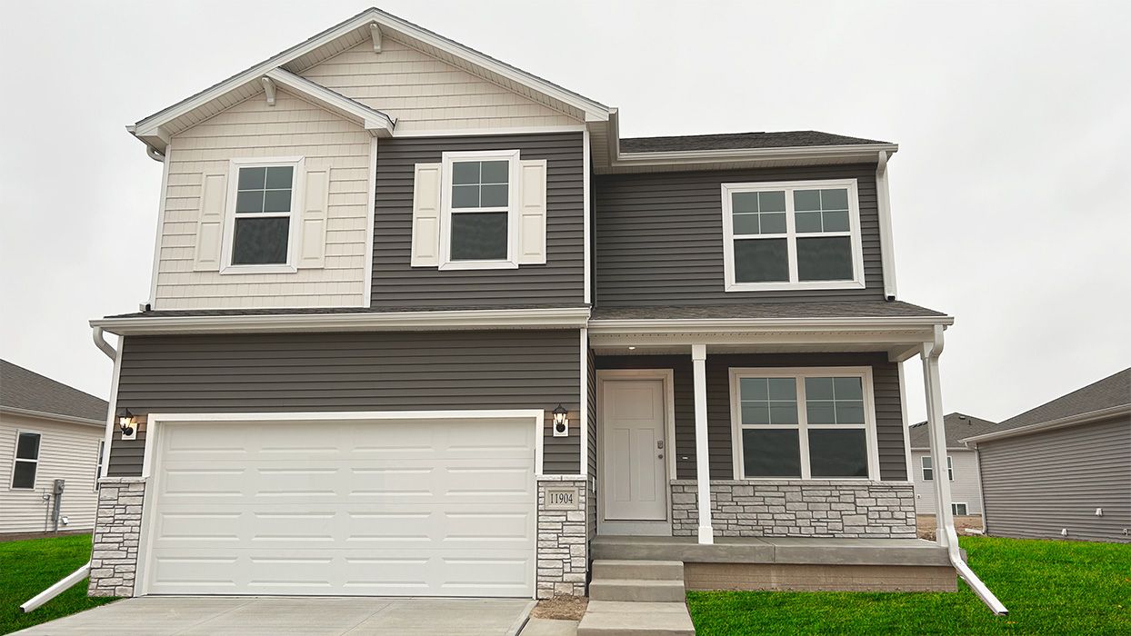 Exterior:Elevation Image 0.