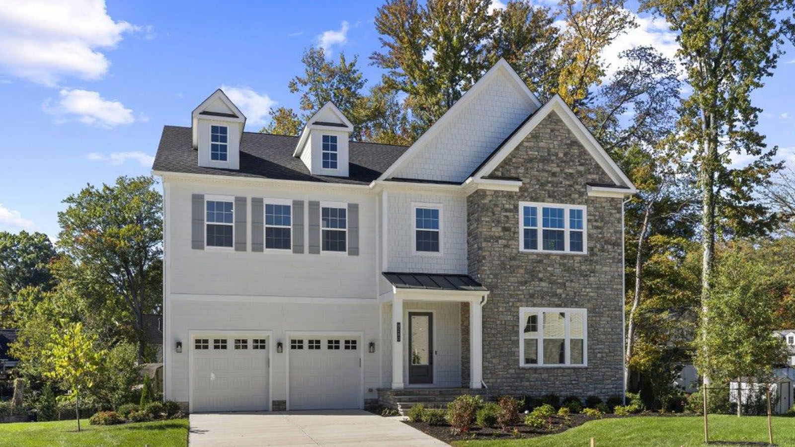 Exterior:Elevation Image 0.