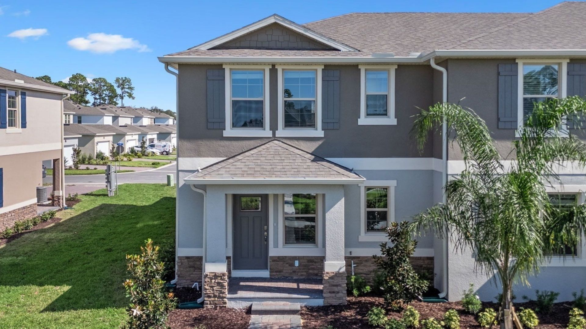 Exterior:Elevation Image 0.