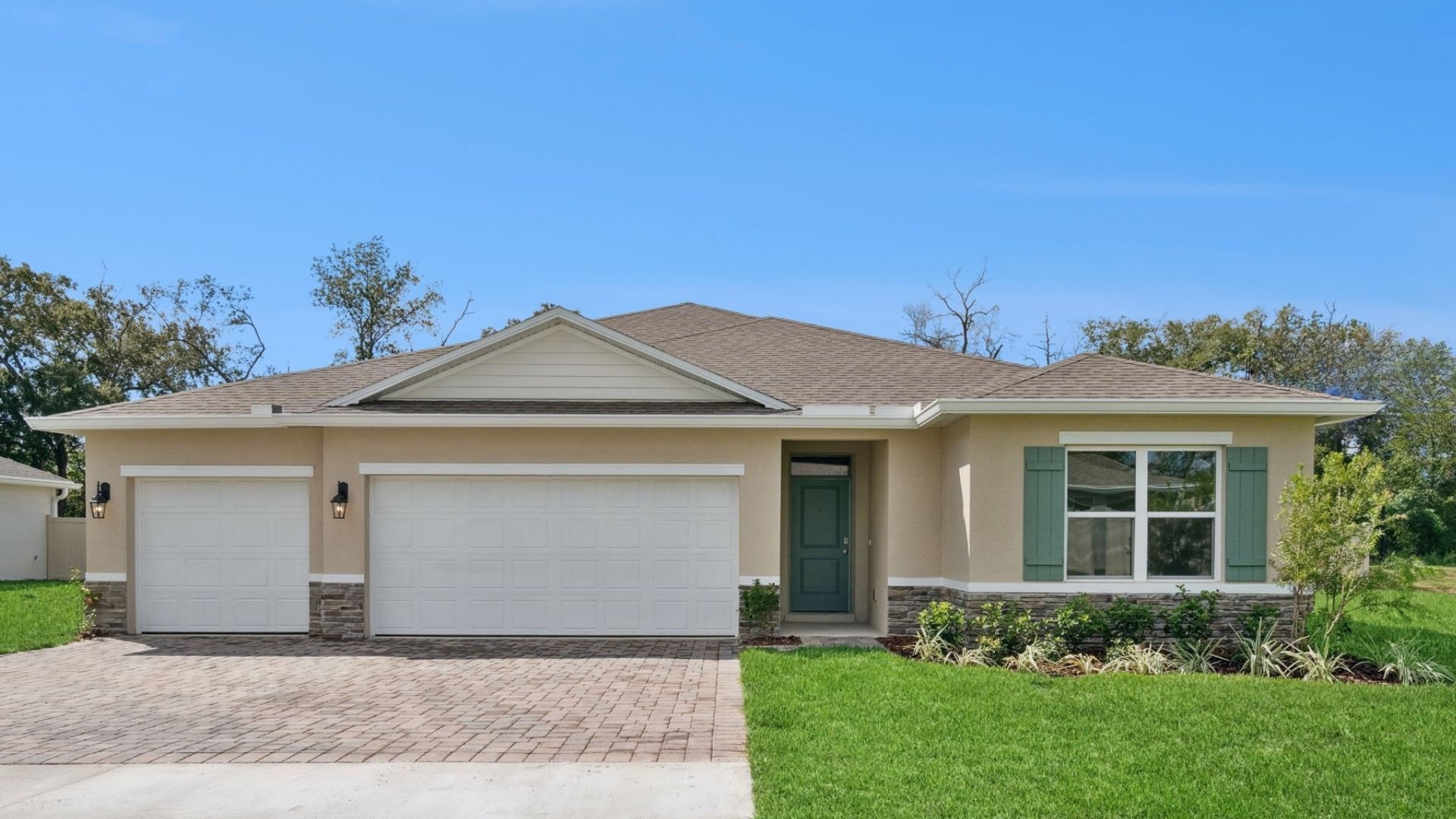 Exterior:Elevation Image 0.