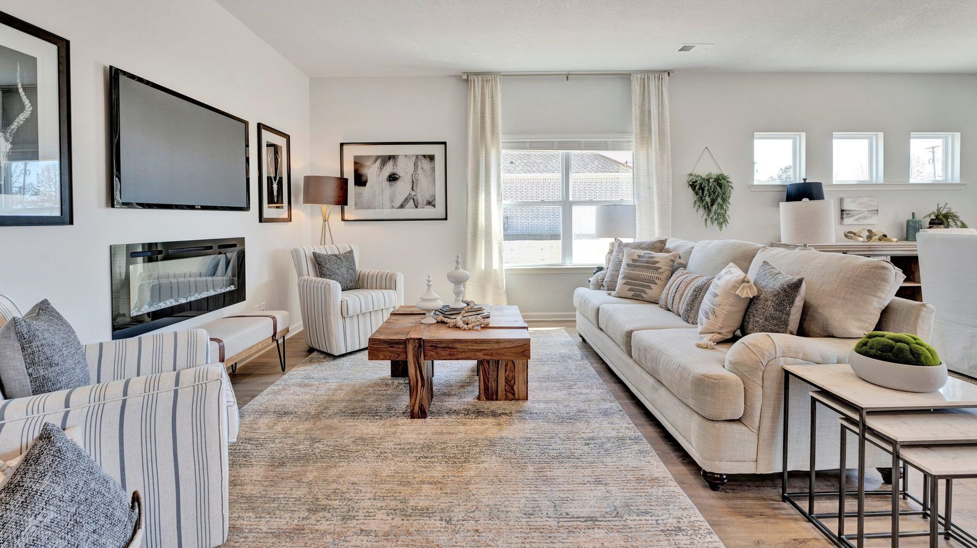 Exterior:Elevation Image 17.