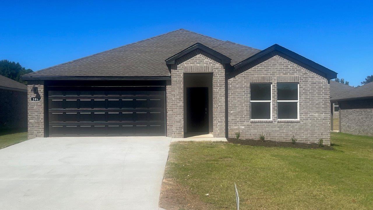 Exterior:Elevation Image 0.