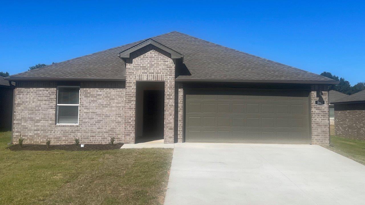 Exterior:Elevation Image 0.