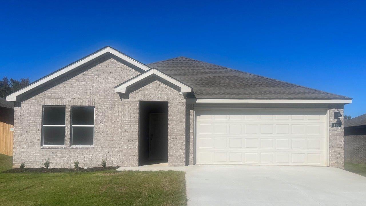 Exterior:Elevation Image 0.