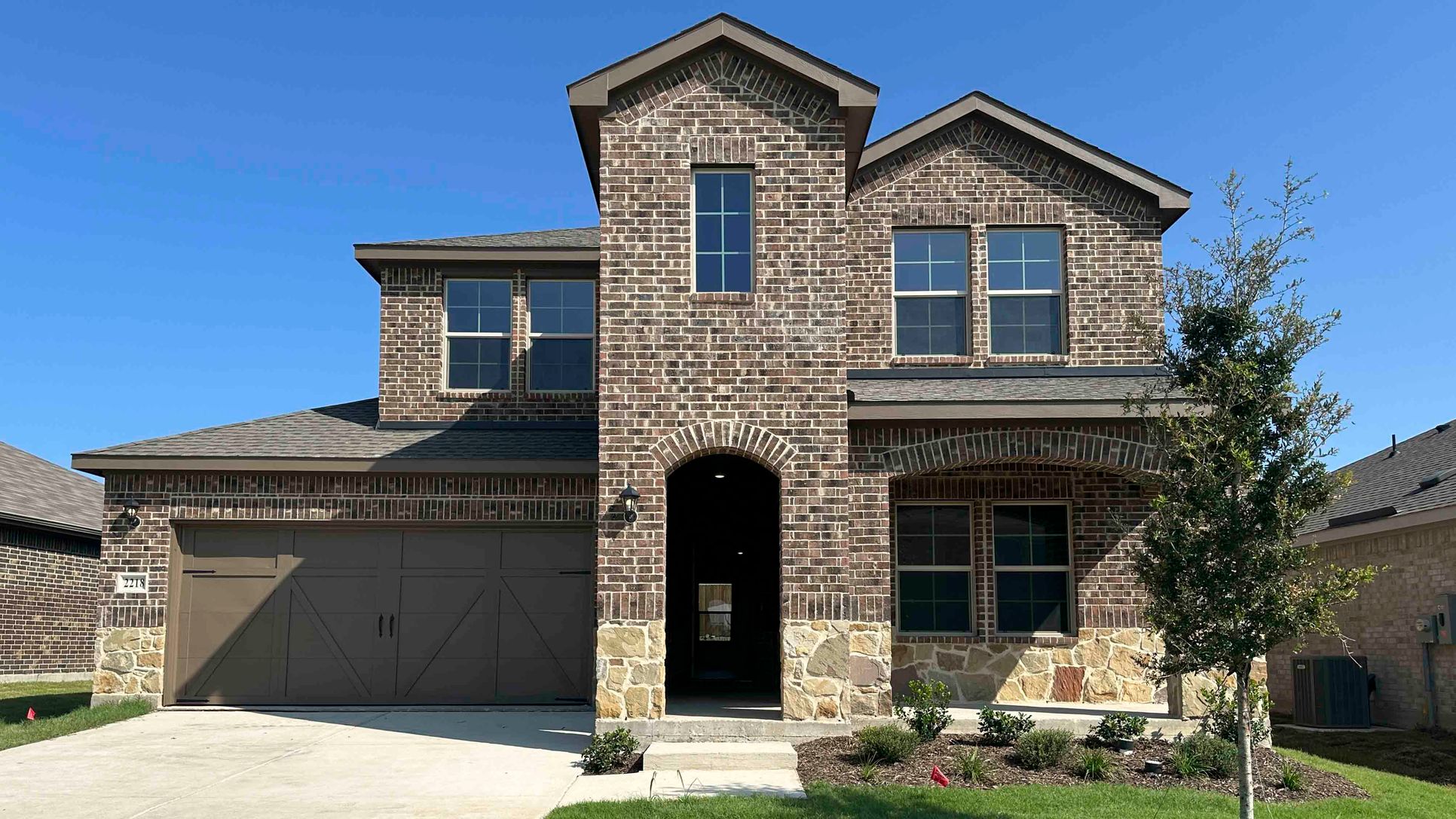 Exterior:Elevation Image 0.