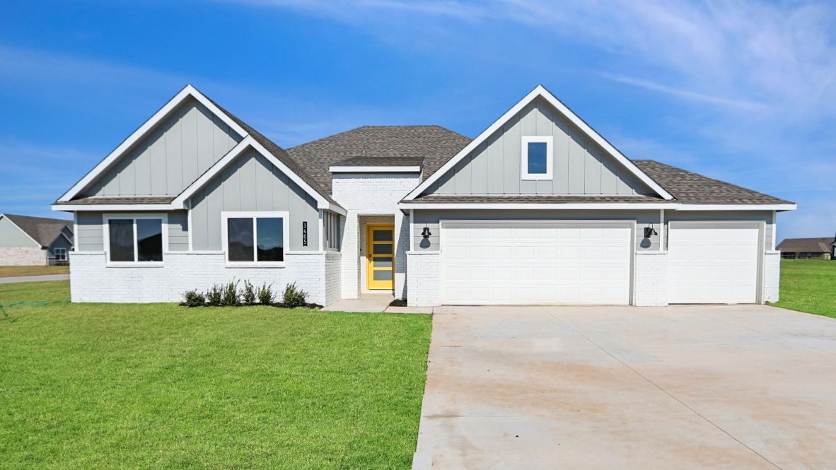 Exterior:Elevation Image 0.