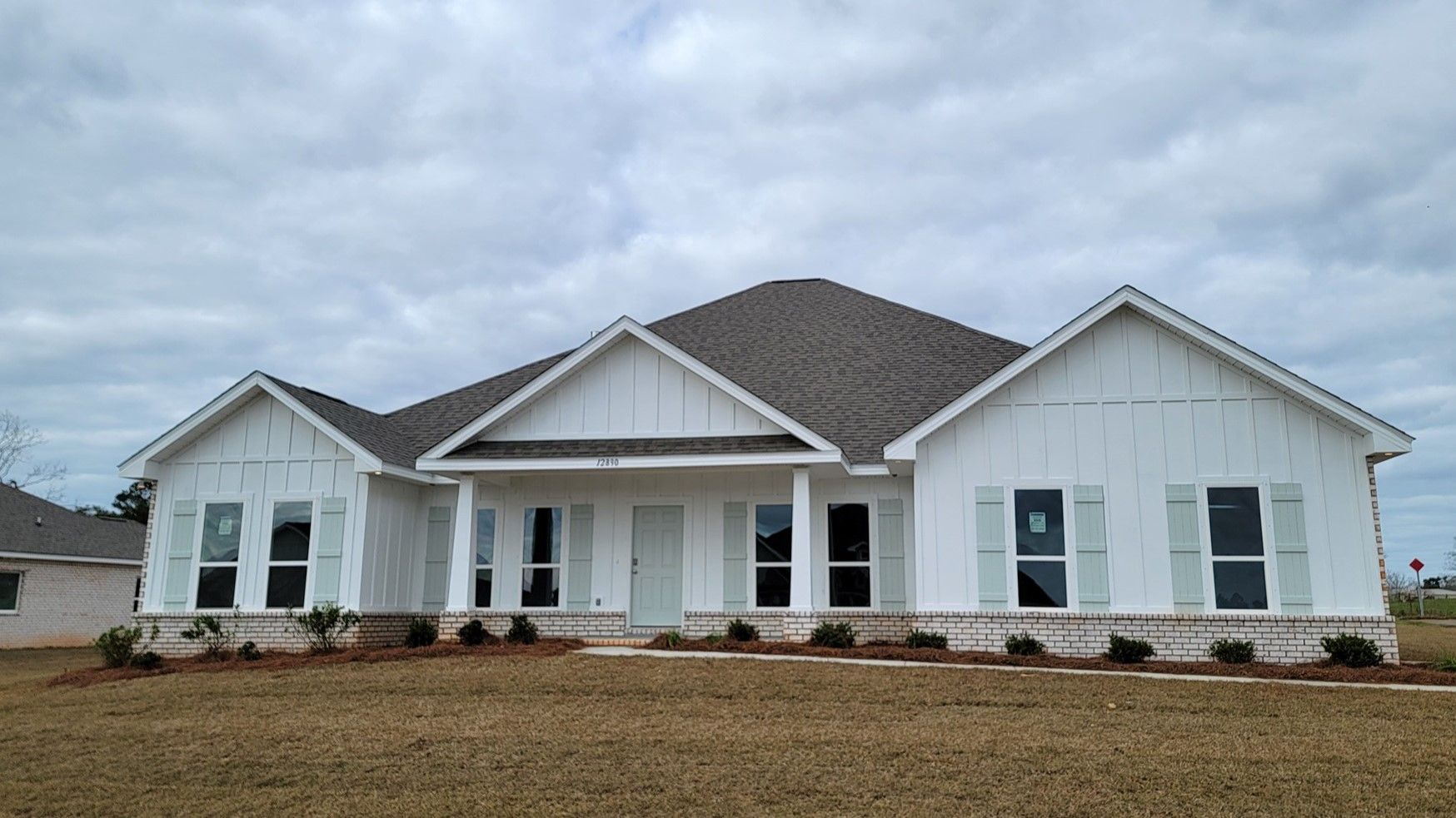 Exterior:Elevation Image 0.