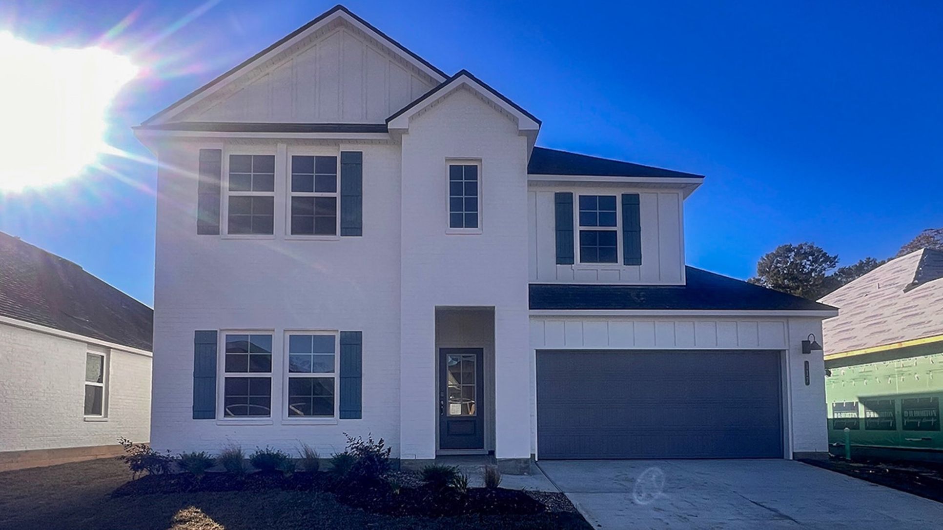 Exterior:Elevation Image 0.