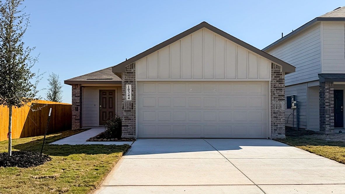 Exterior:Elevation Image 0.