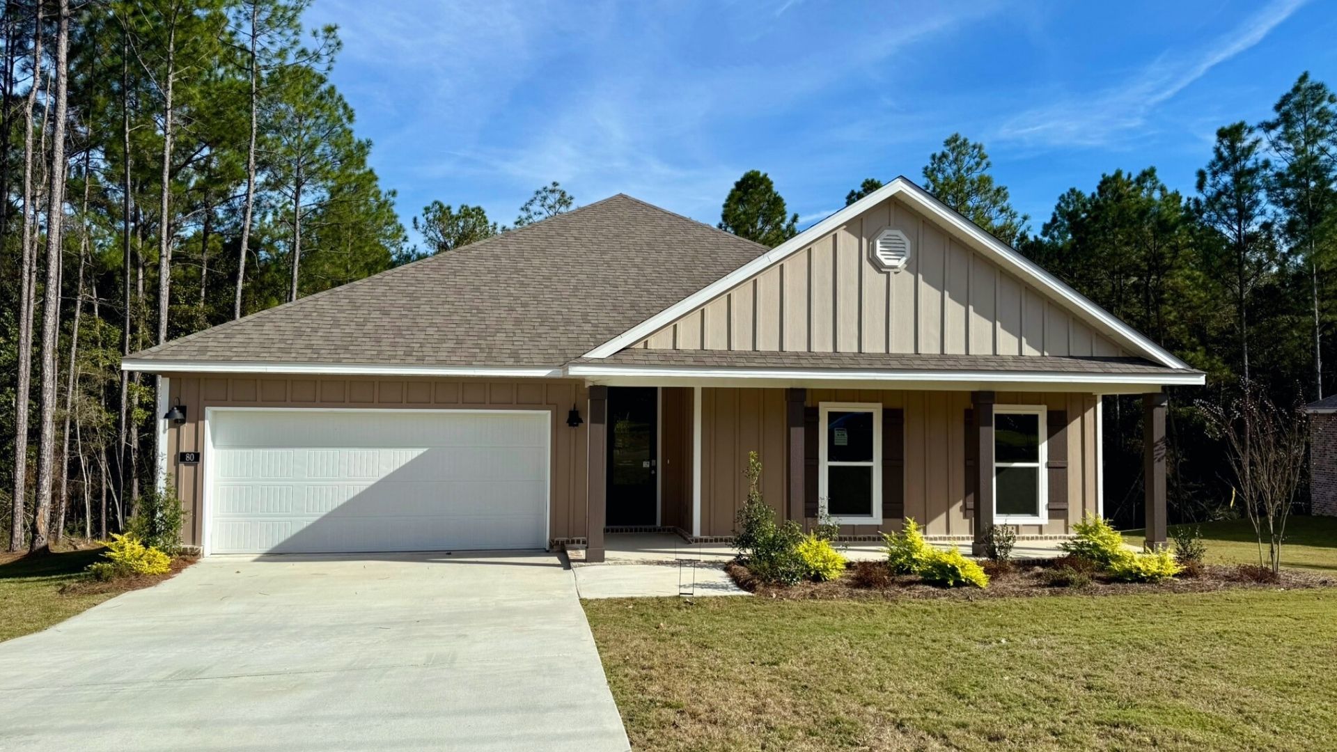 Exterior:Elevation Image 0.