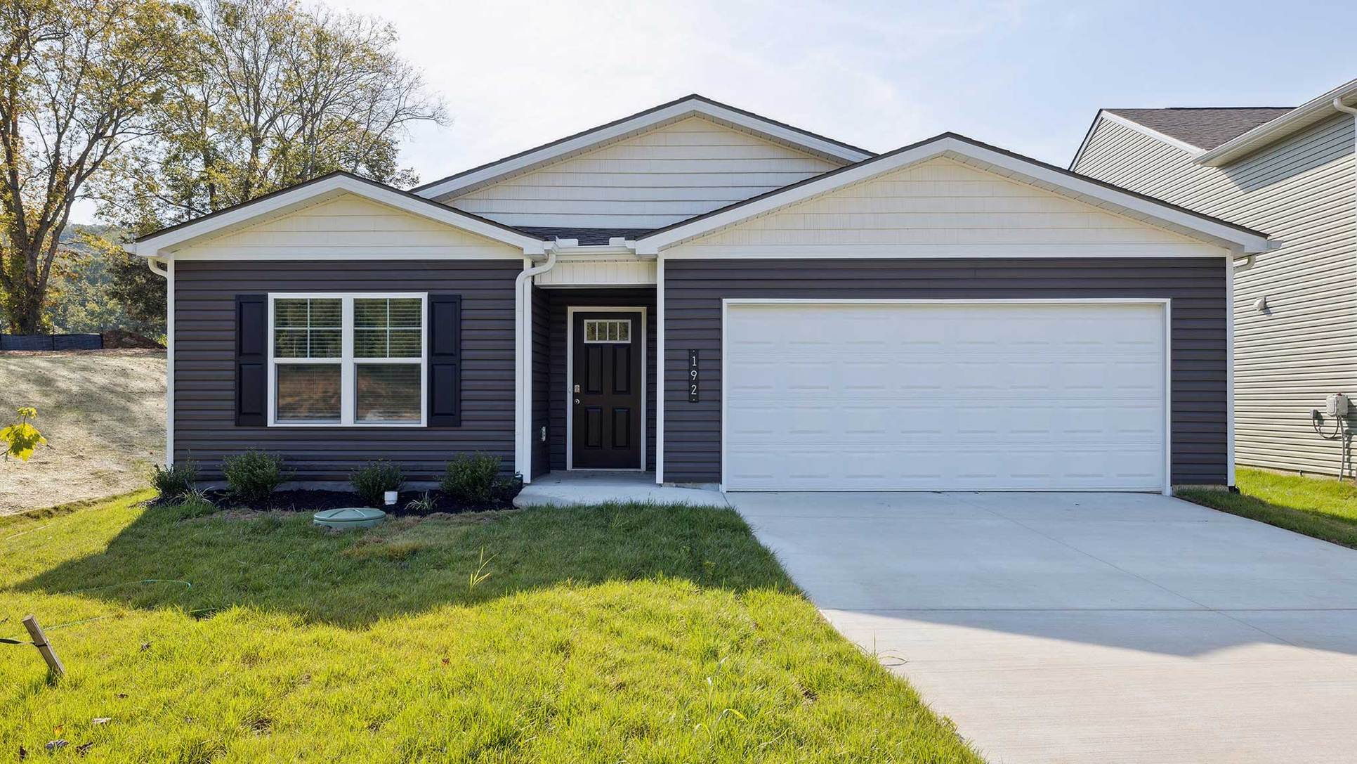 Exterior:Elevation Image 0.