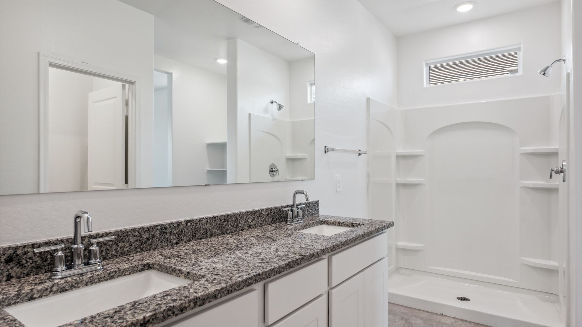 Exterior:Elevation Image 12.