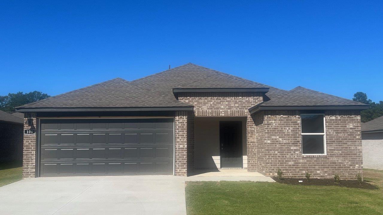 Exterior:Elevation Image 0.