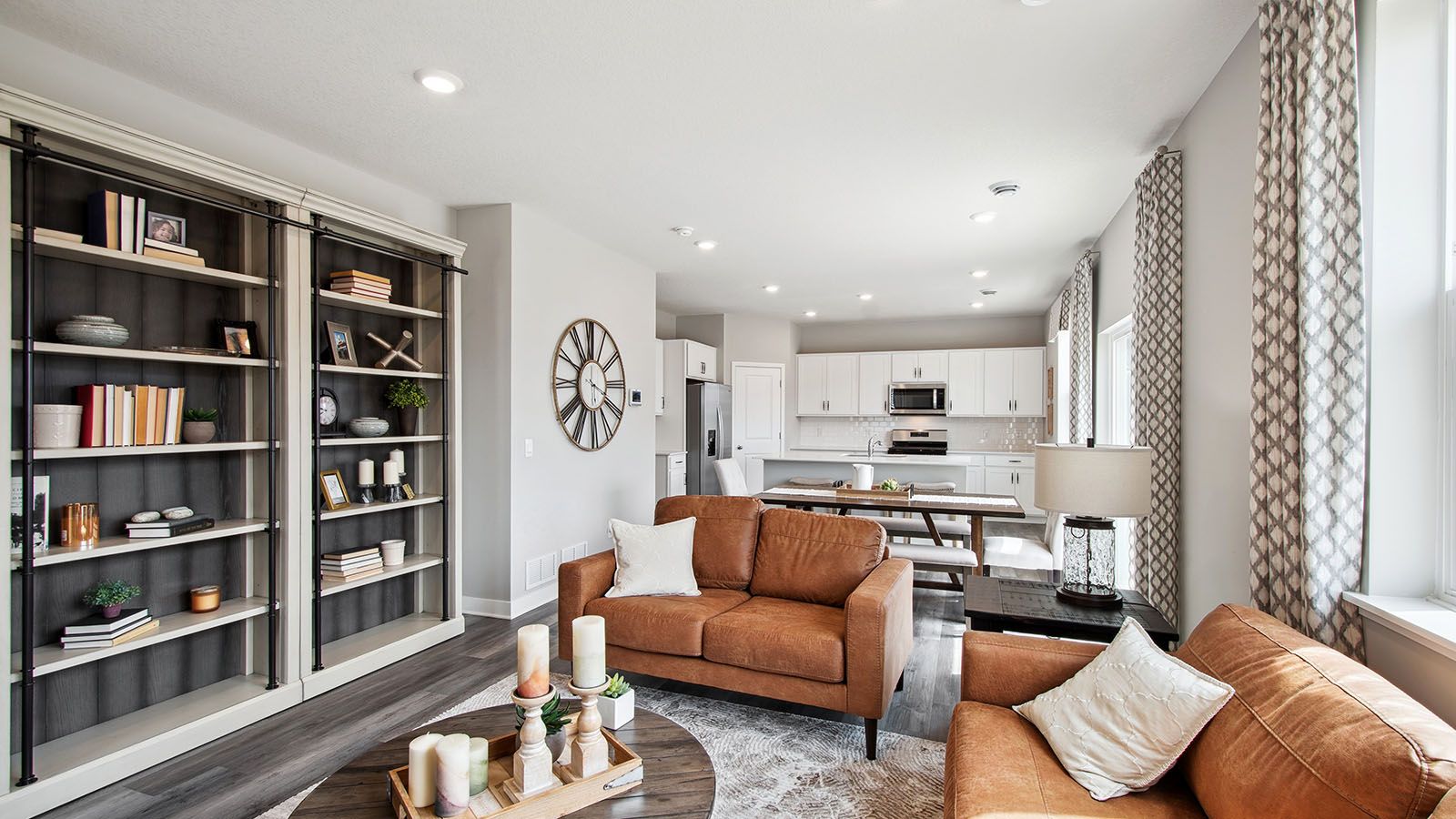 Exterior:Elevation Image 0.