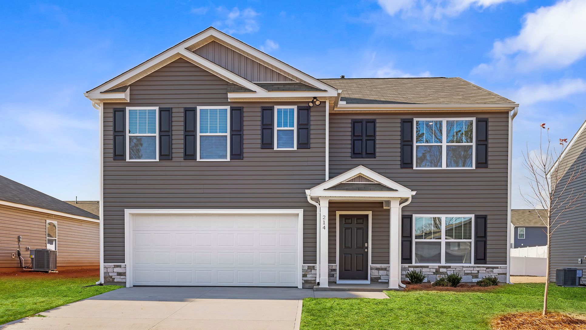 Exterior:Elevation Image 0.