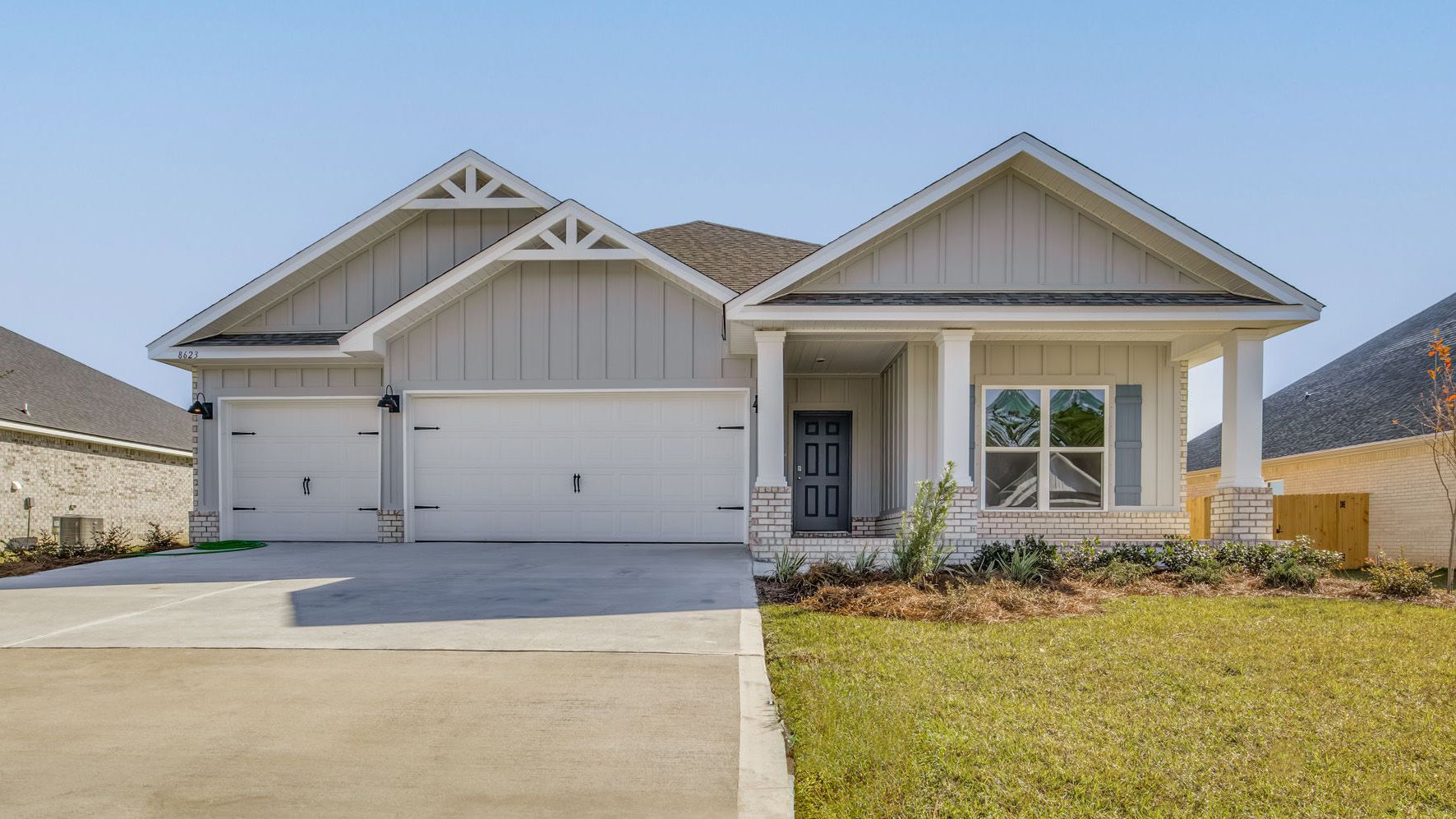 Exterior:Elevation Image 0.