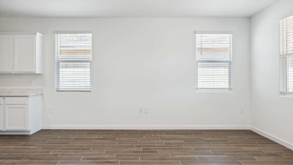 Exterior:Elevation Image 6.