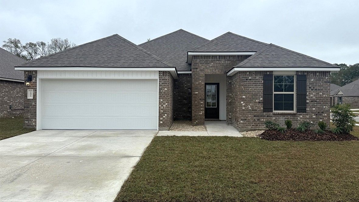 Exterior:Elevation Image 0.