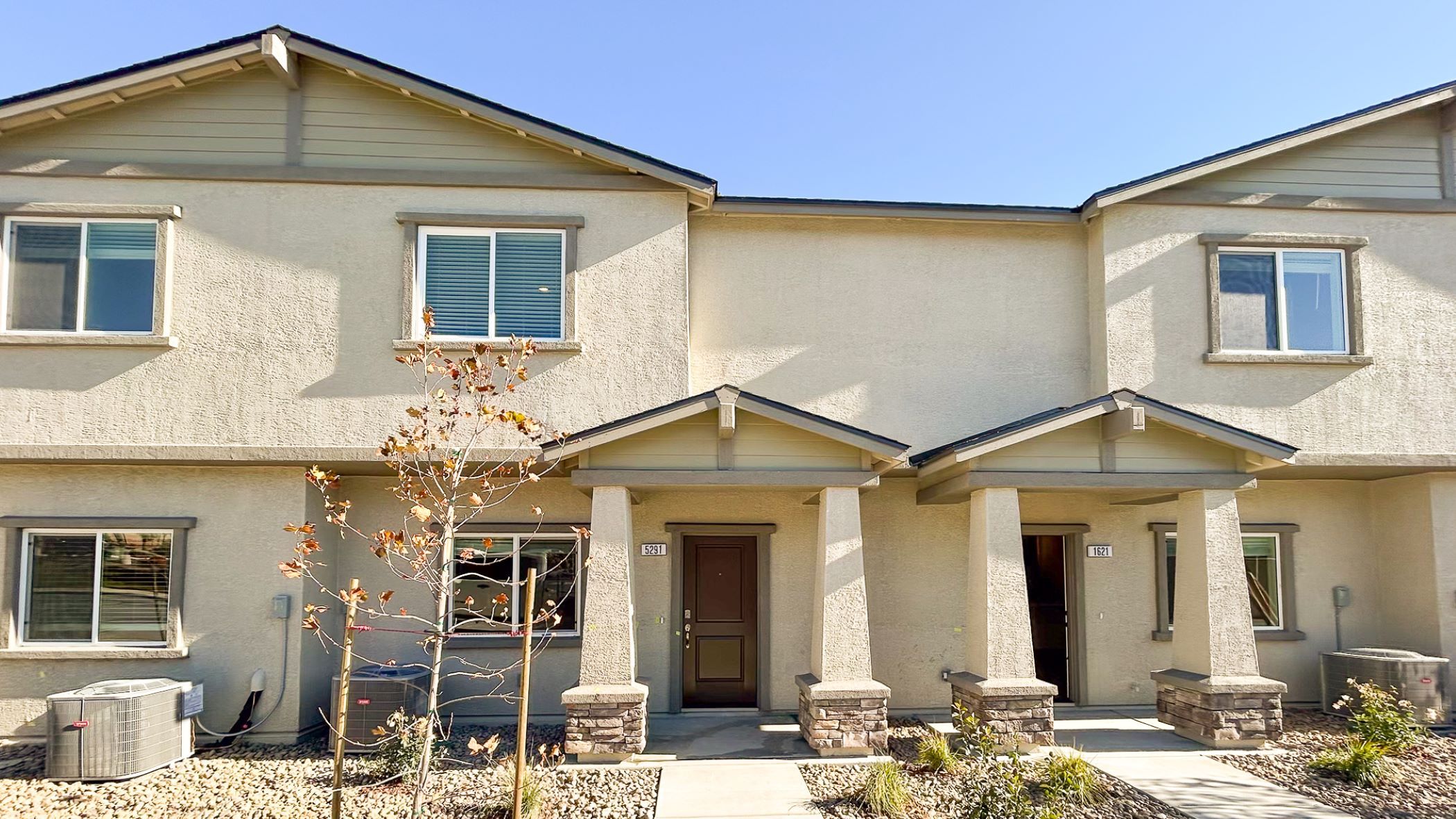 Exterior:Elevation Image 0.