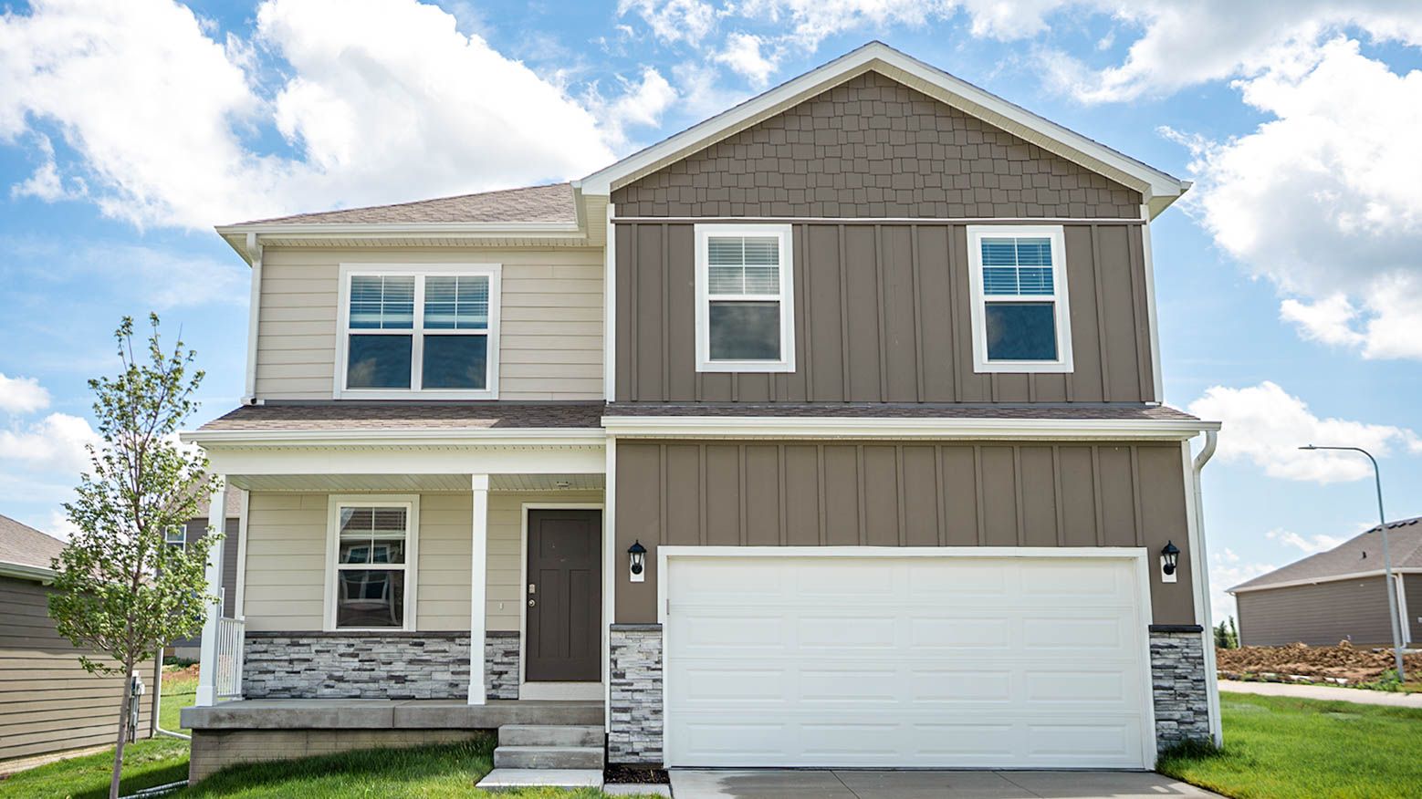 Exterior:Elevation Image 0.