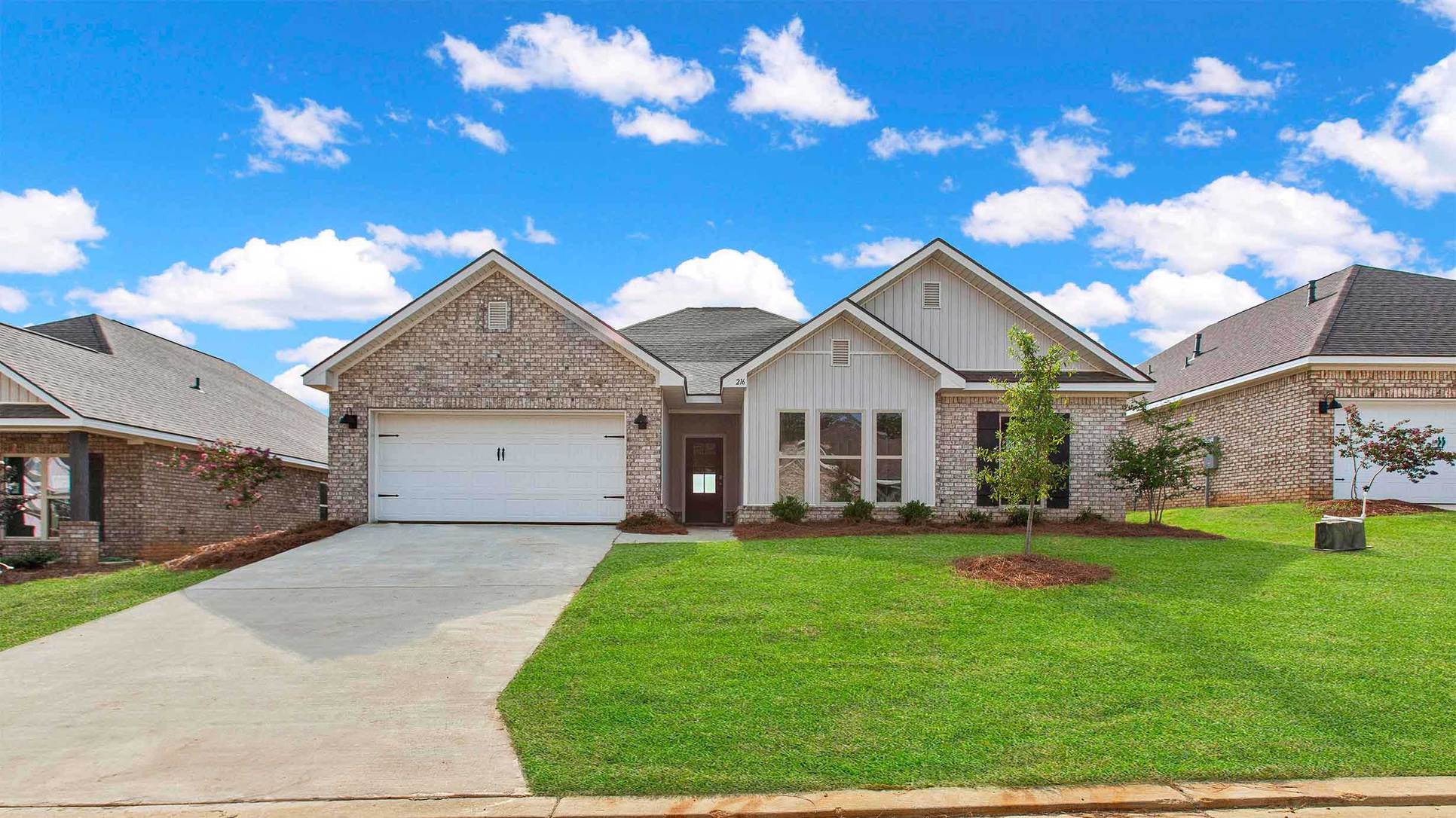 Exterior:Elevation Image 0.