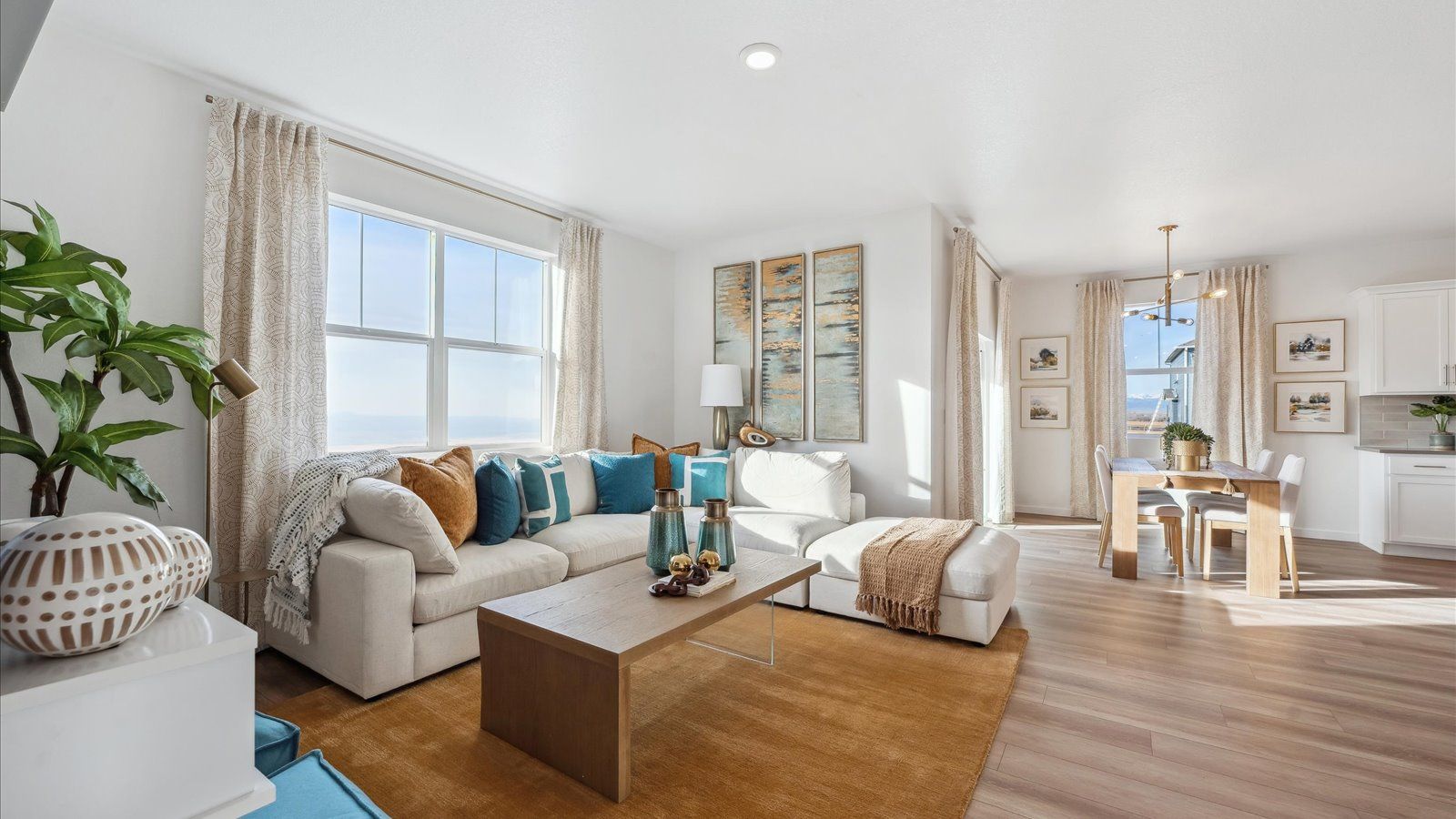 Exterior:Elevation Image 1.