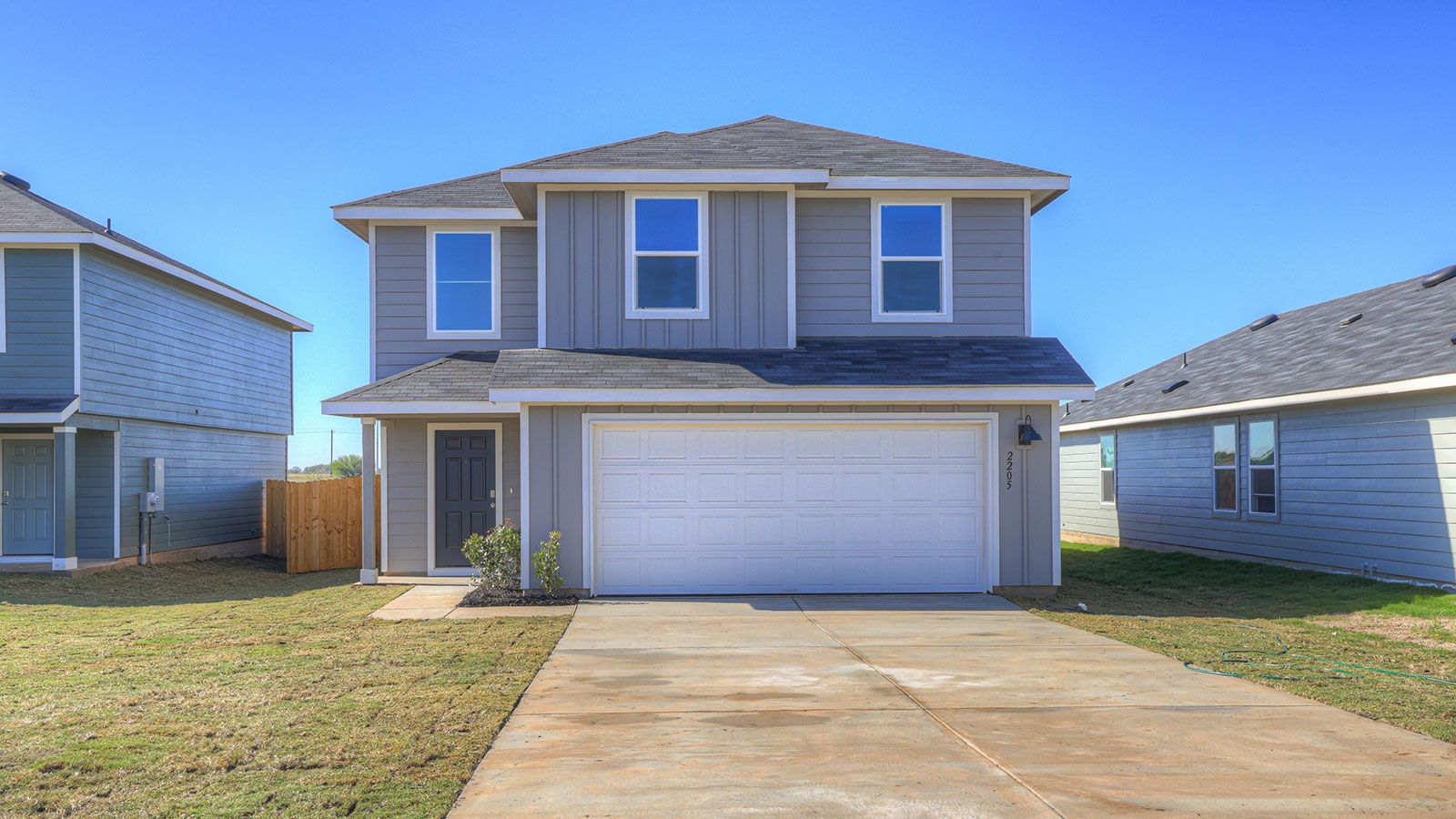 Exterior:Elevation Image 0.