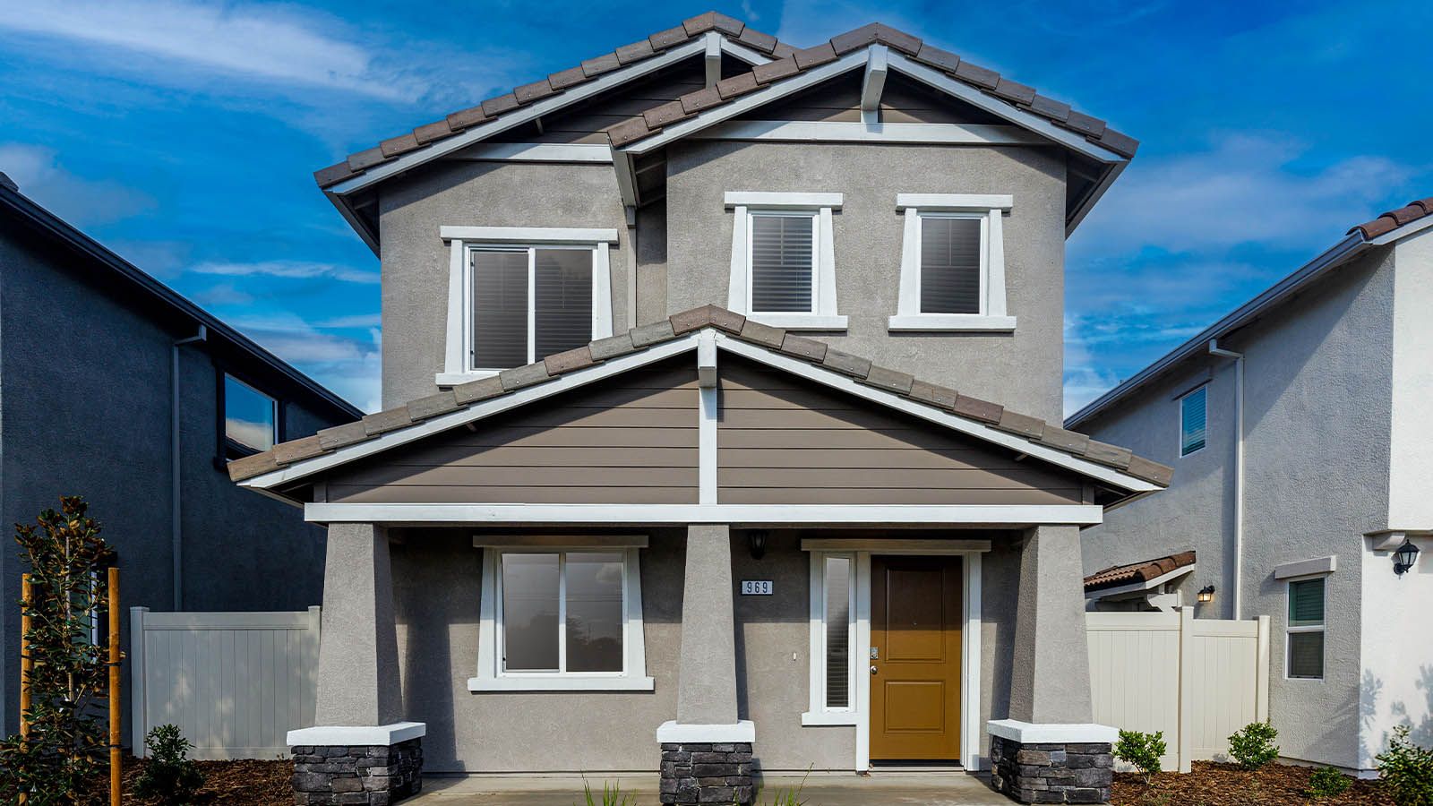 Exterior:Elevation Image 0.