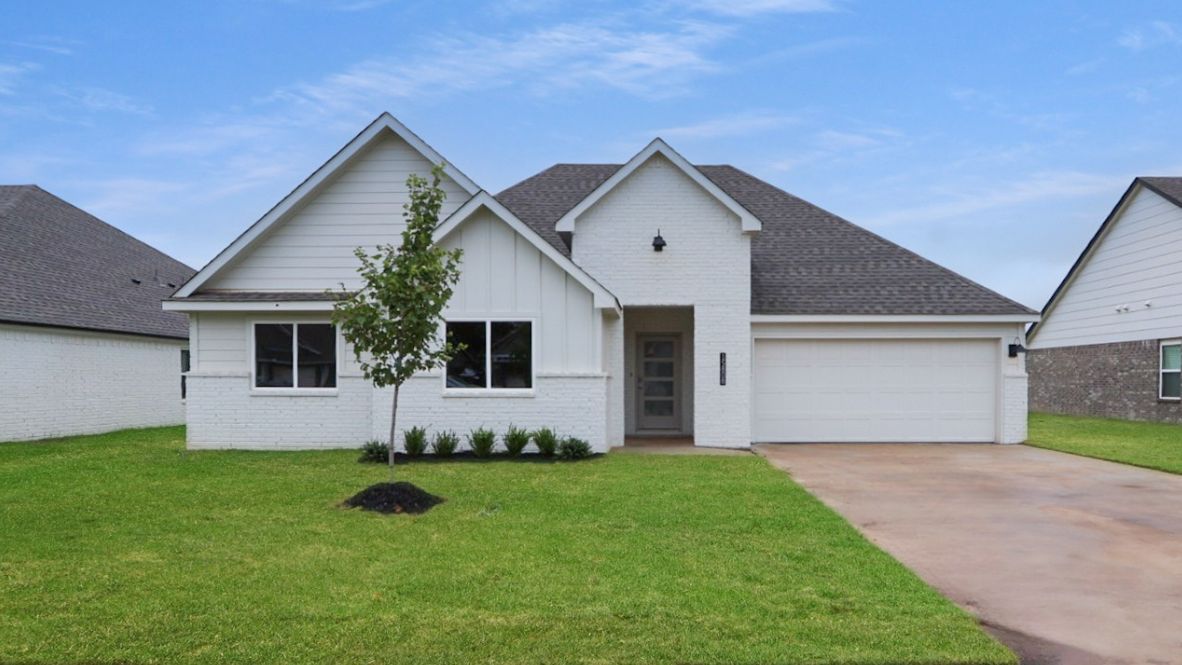 Exterior:Elevation Image 0.