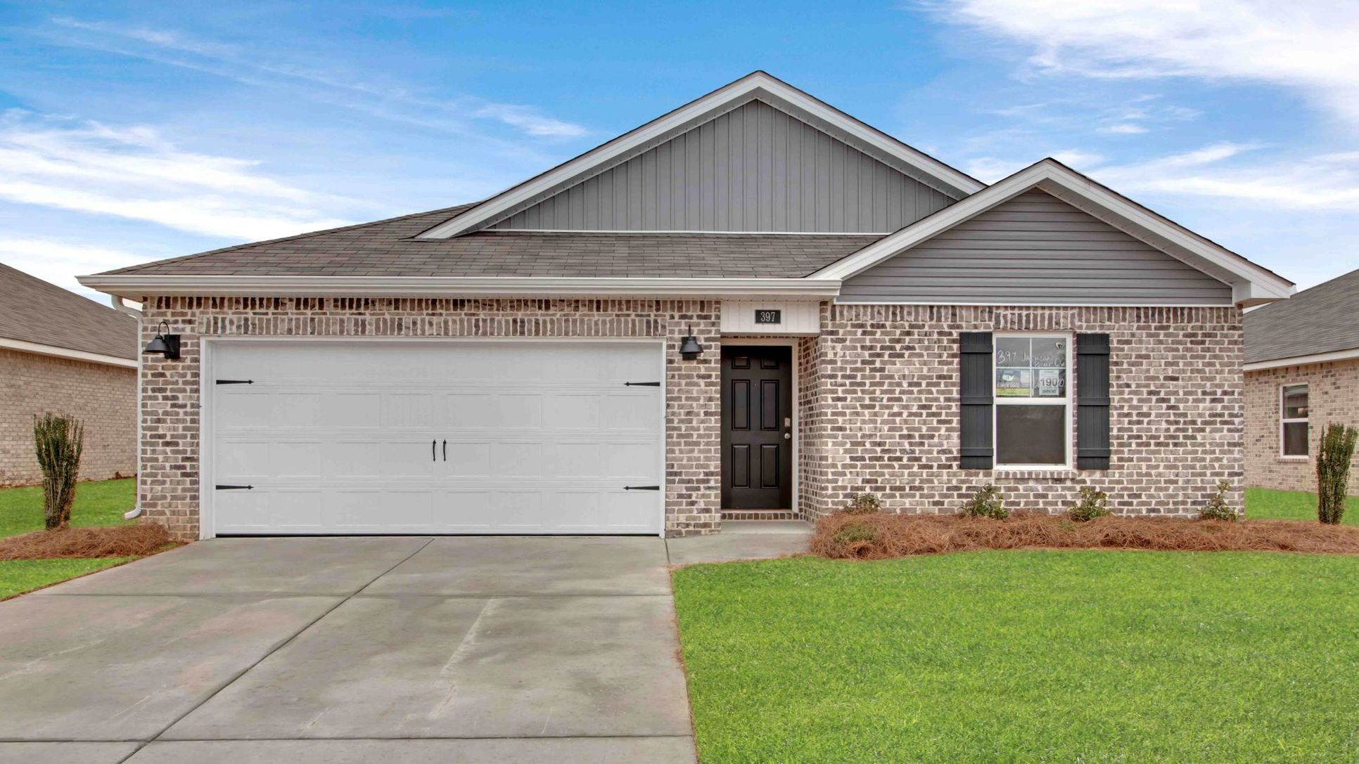 Exterior:Elevation Image 0.