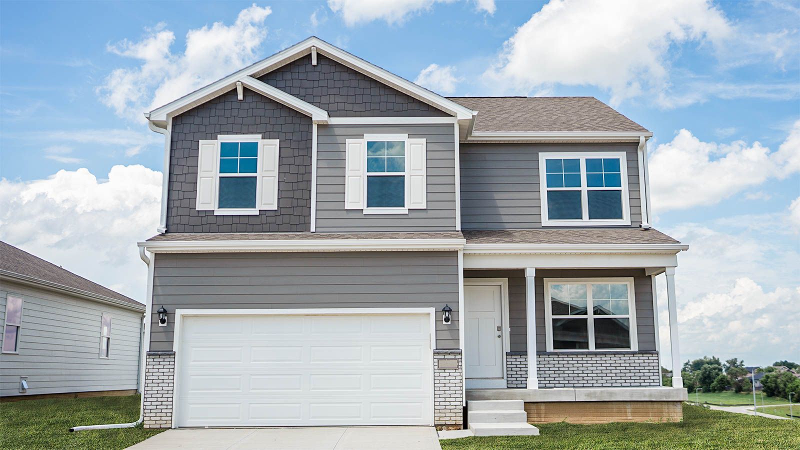 Exterior:Elevation Image 0.