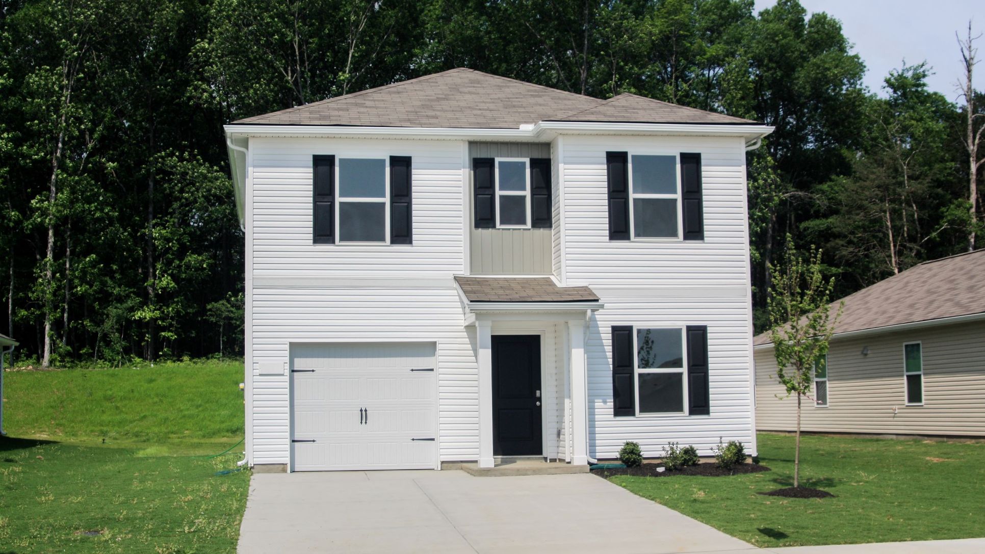 Exterior:Elevation Image 0.