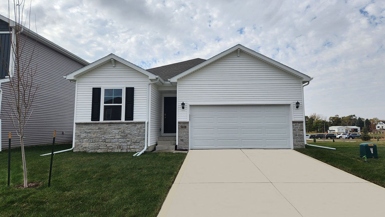 Exterior:Elevation Image 0.